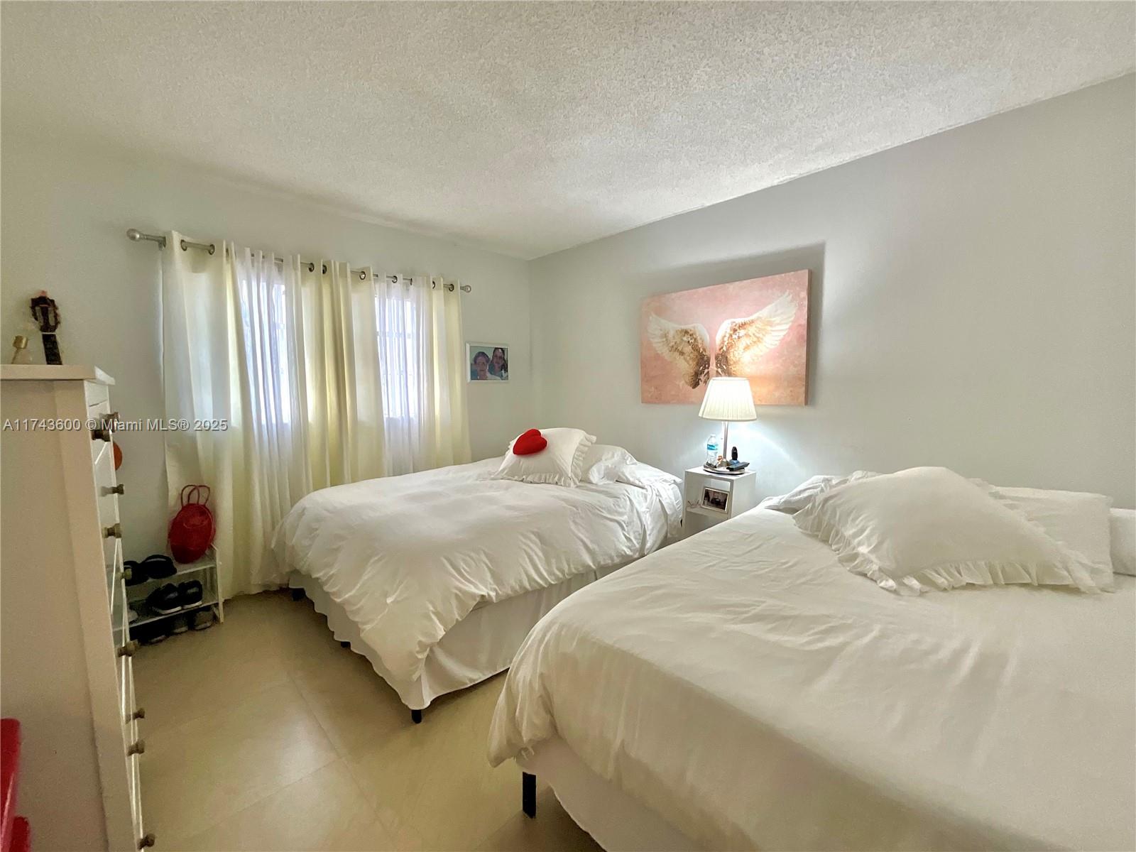MEADOWBROOK TOWERS CONDO - Residential