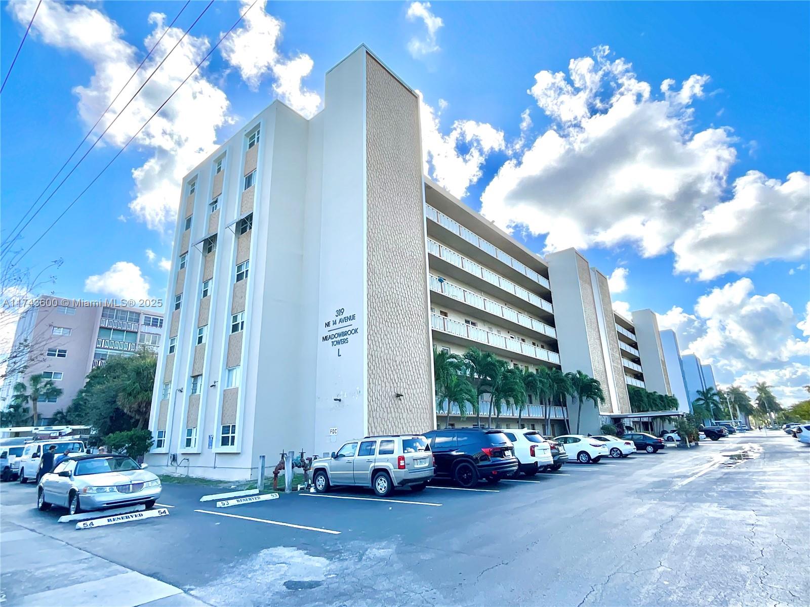 MEADOWBROOK TOWERS CONDO - Residential
