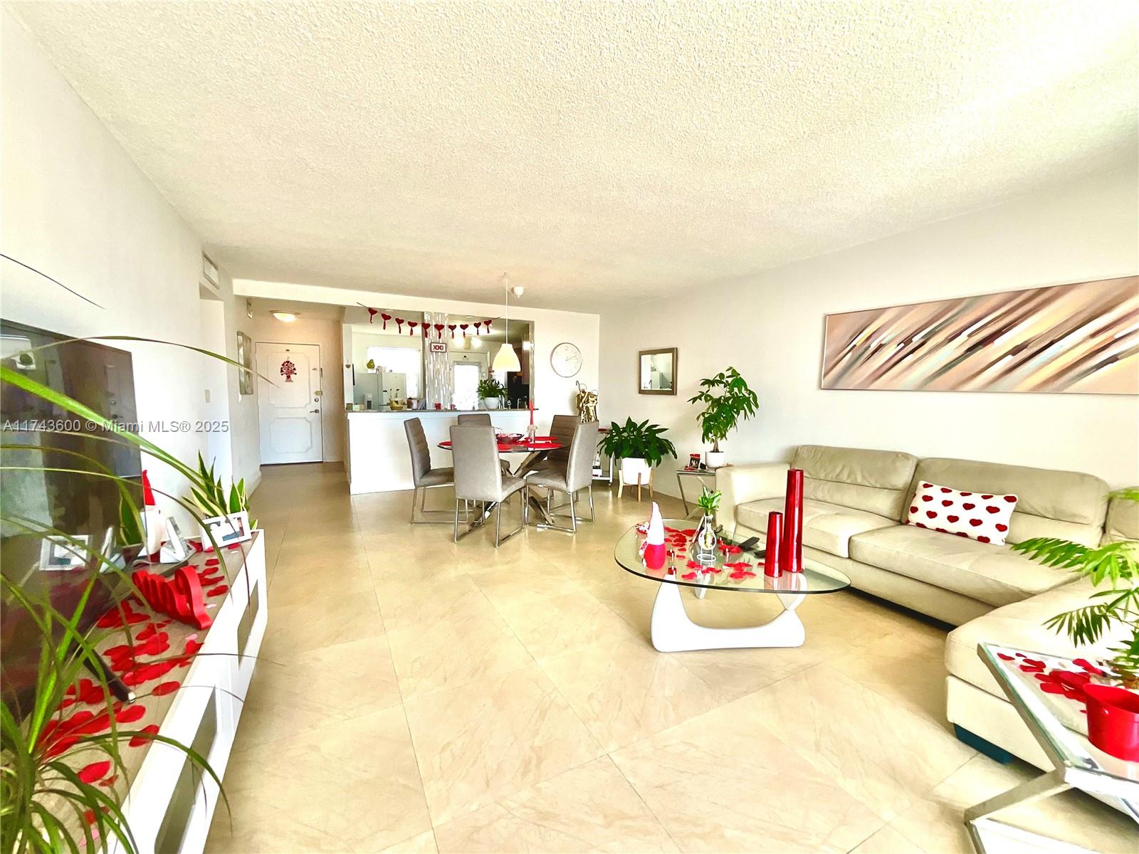 MEADOWBROOK TOWERS CONDO - Residential