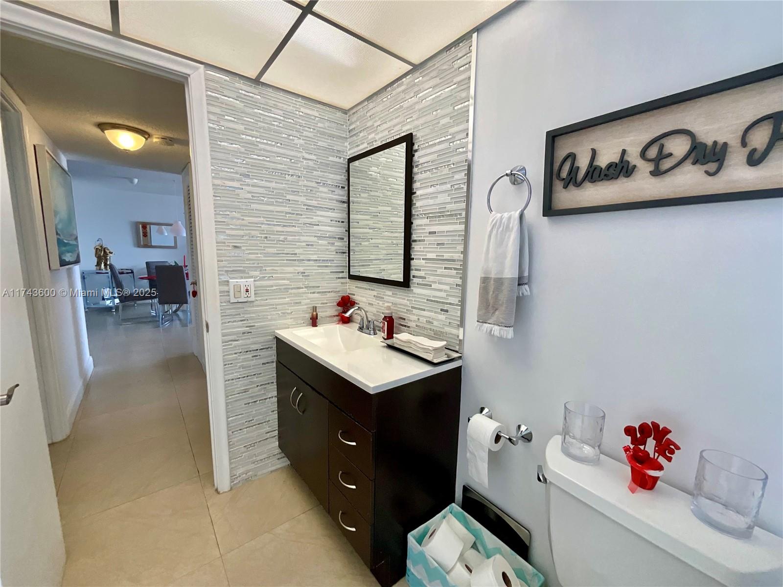 MEADOWBROOK TOWERS CONDO - Residential