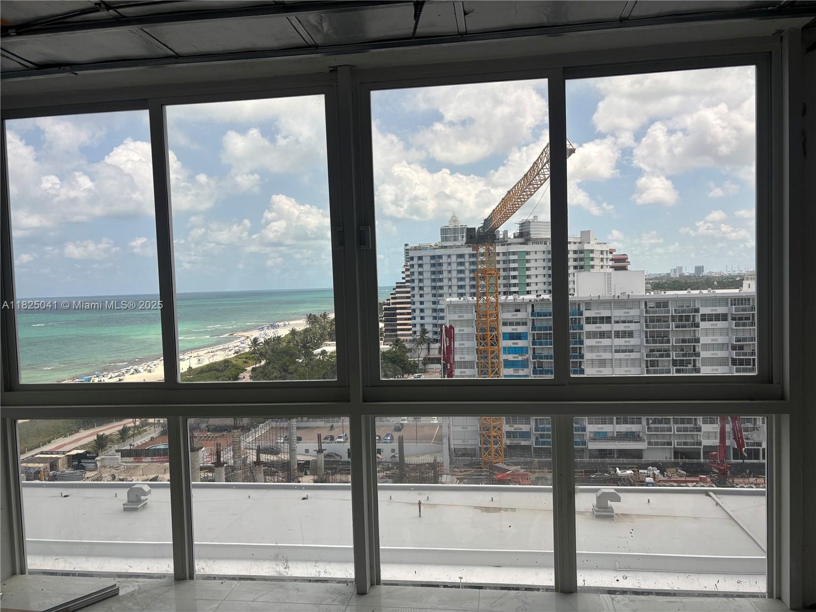5401 Collins Ave 1014, Miami Beach, FL, 33140/$435,000 1 5401 Collins Ave 1014