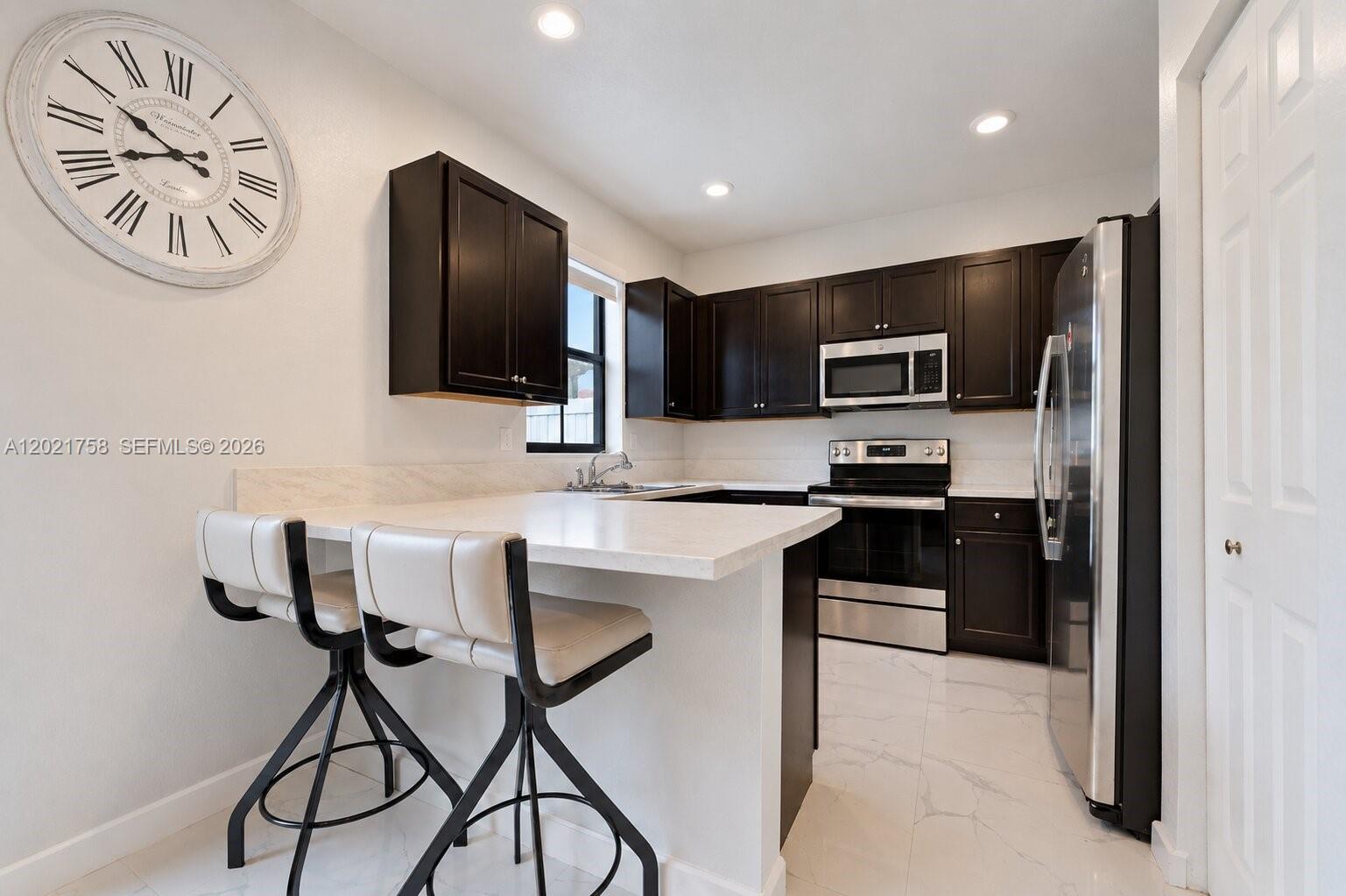 AQUABELLA SECTION ONE - Residential