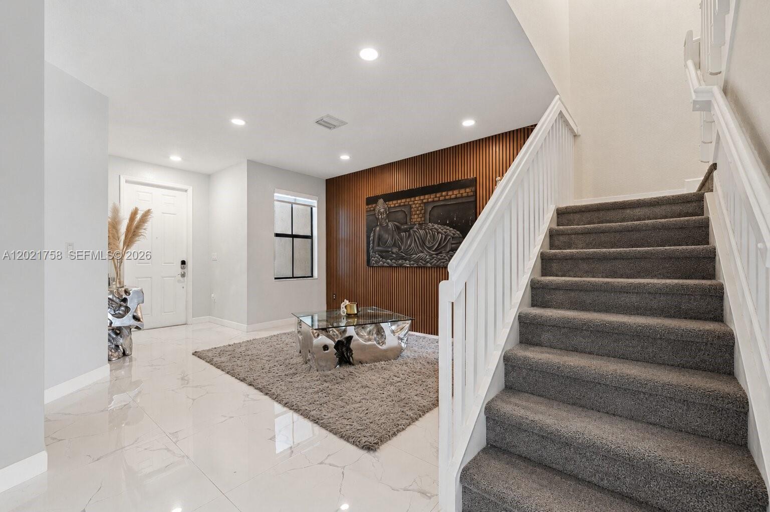 AQUABELLA SECTION ONE - Residential