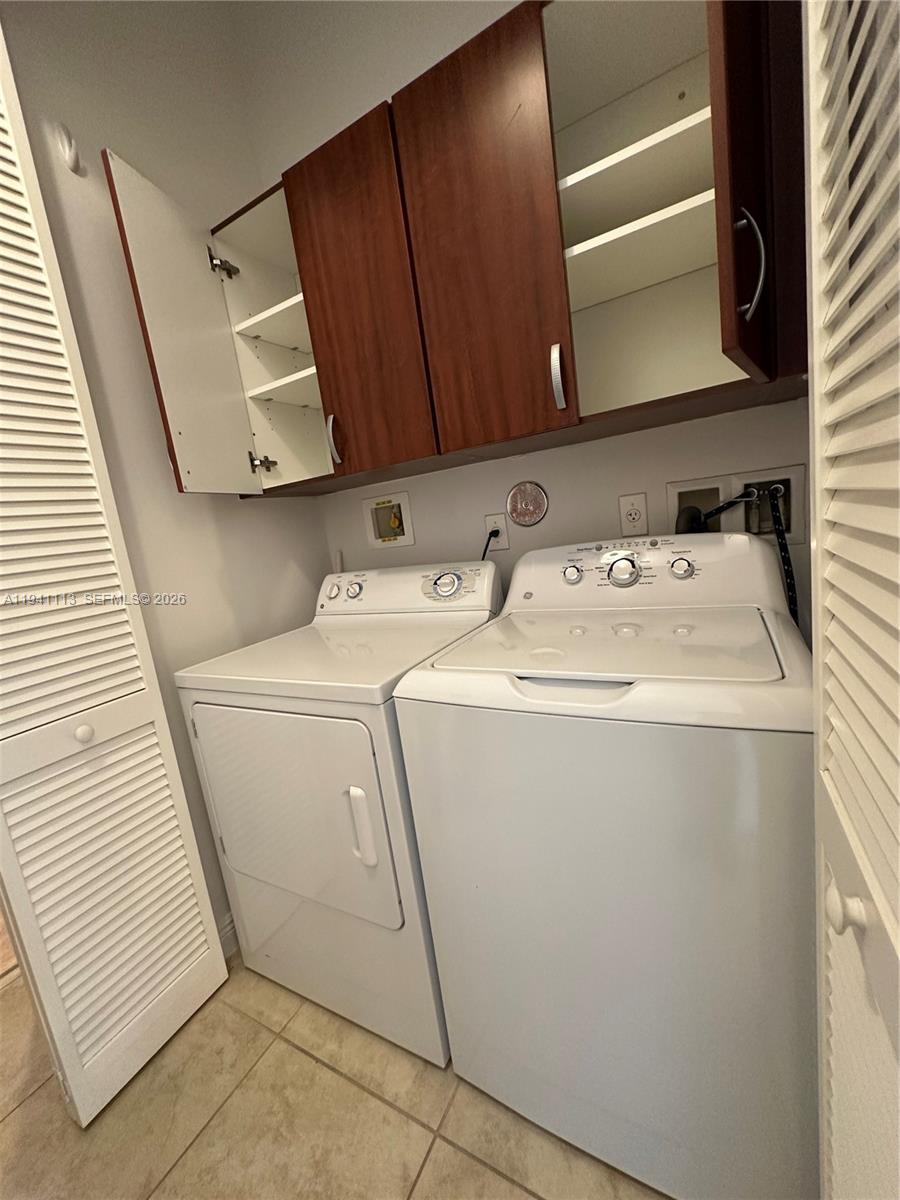 VILLA CASTILLE CONDO - Residential Lease