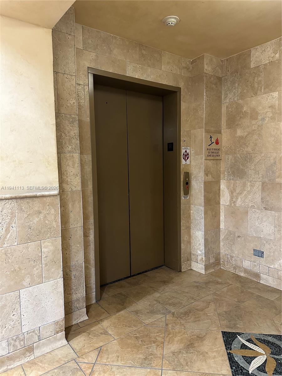 VILLA CASTILLE CONDO - Residential Lease