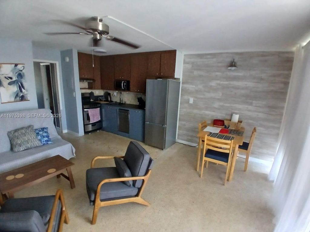 Photo of 901 N Birch Rd #9B, Fort Lauderdale, FL 33304 (MLS # A11975398)