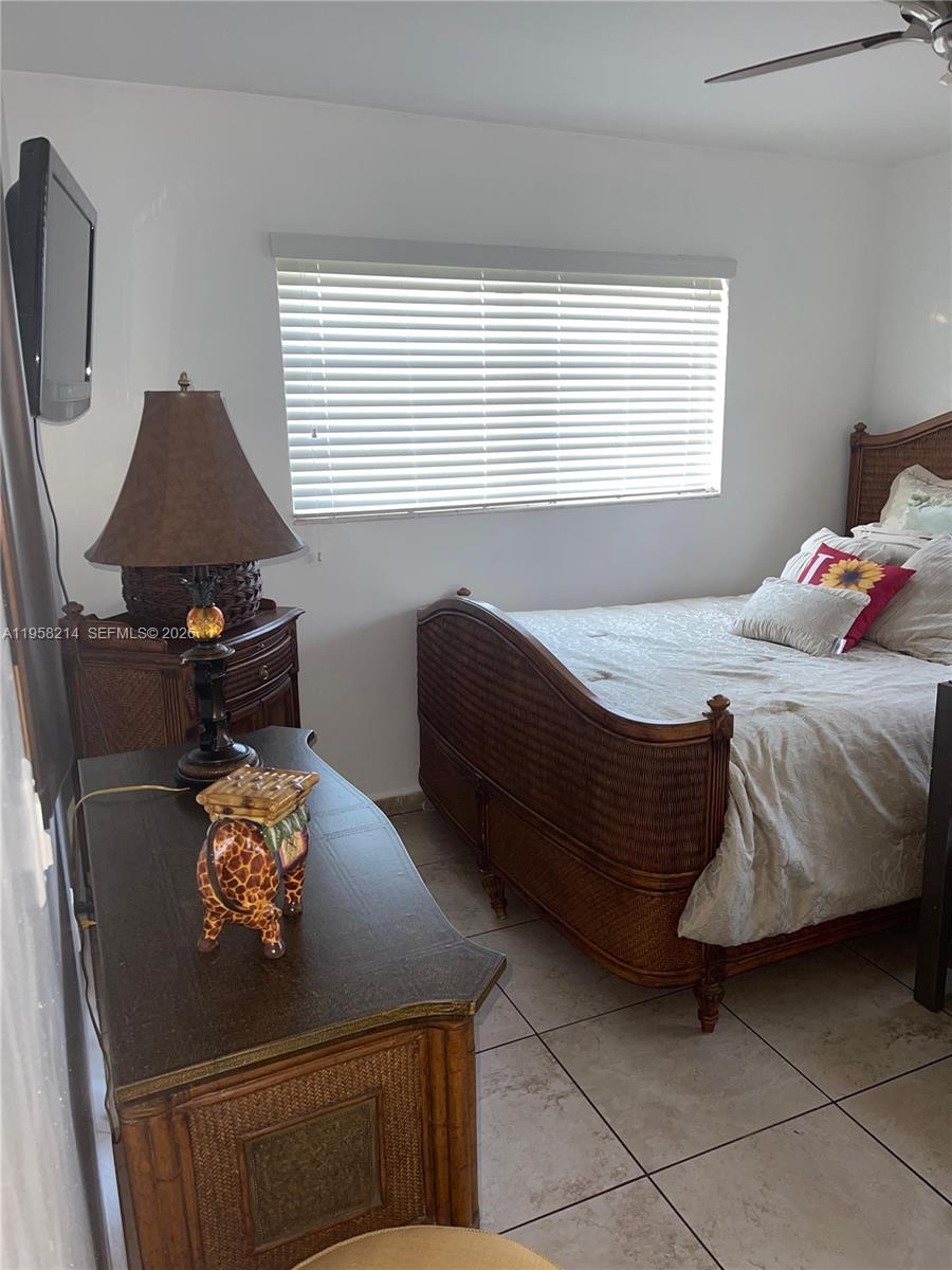 DRIFTWOOD PLAZA - Residential