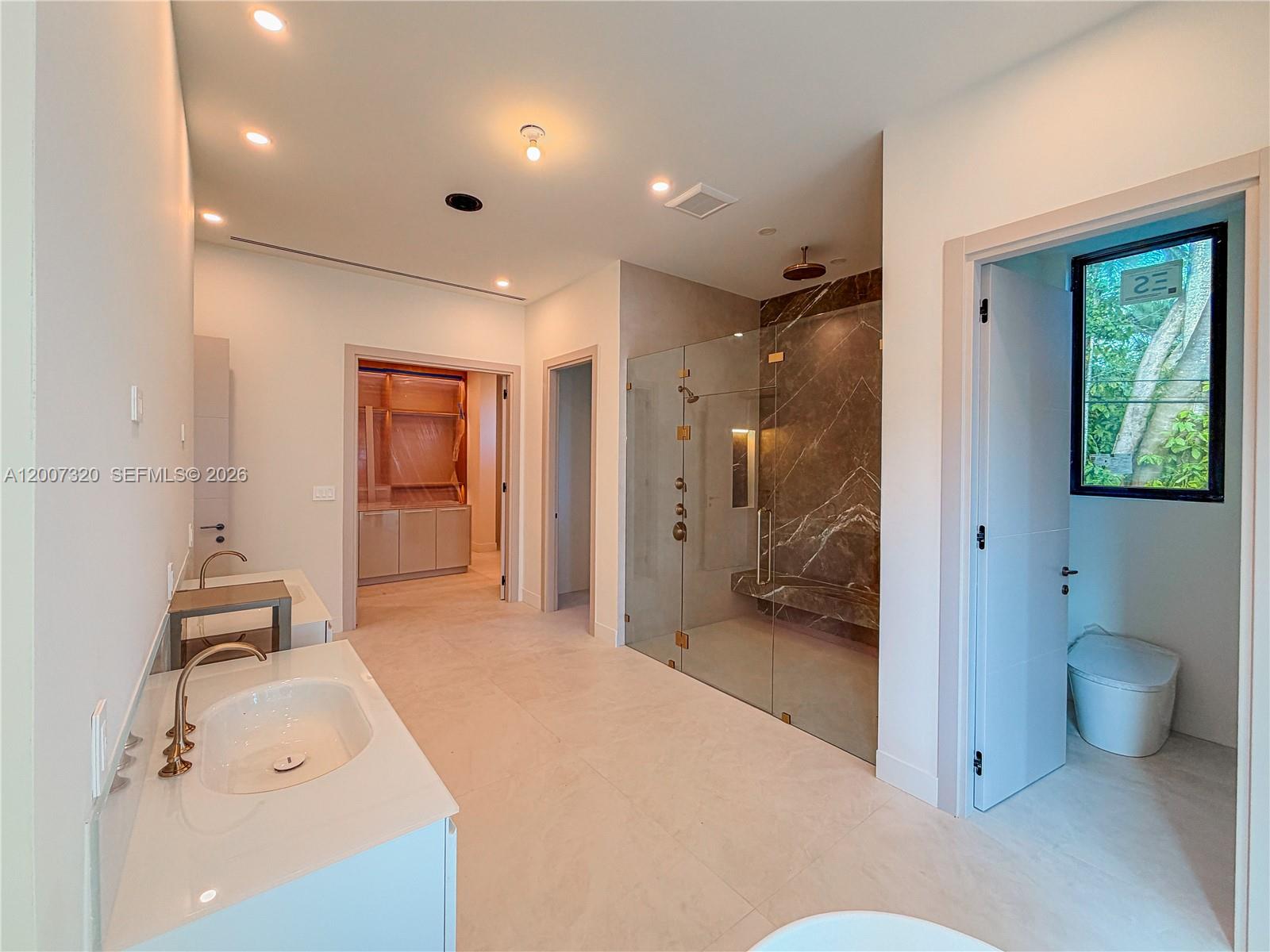 BAY RIDGE ESTS - Residential