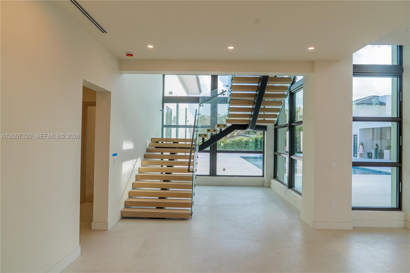 BAY RIDGE ESTS - Residential