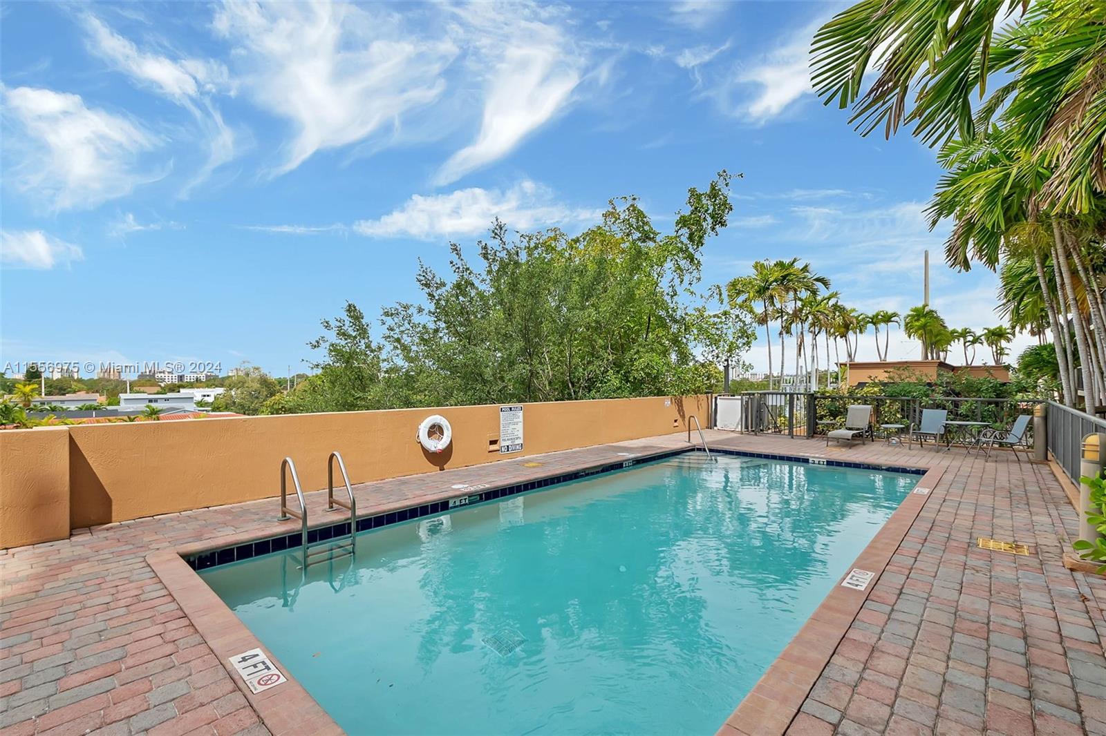 CORAL POINTE CONDO - Residential Lease
