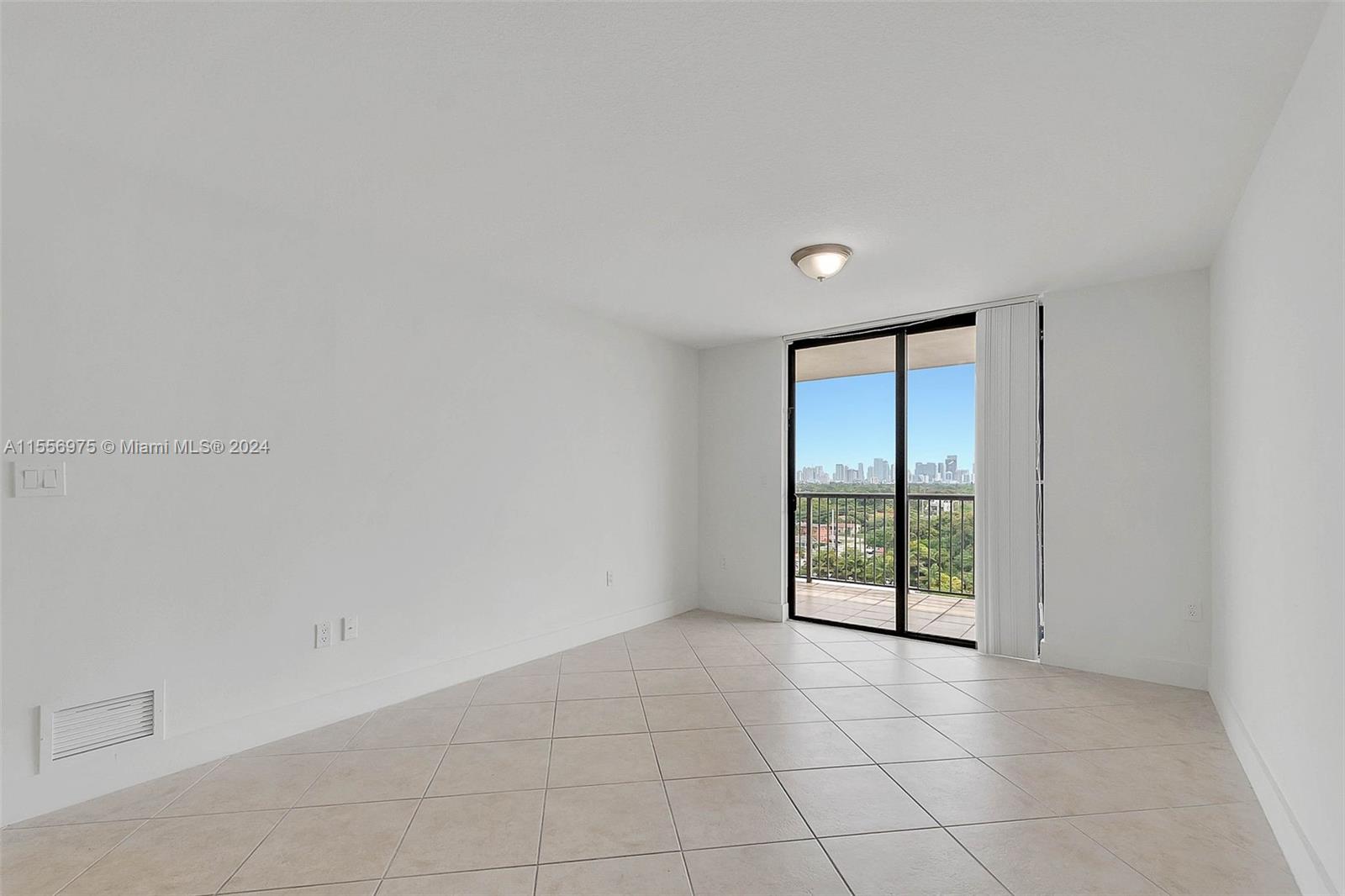 CORAL POINTE CONDO - Residential Lease
