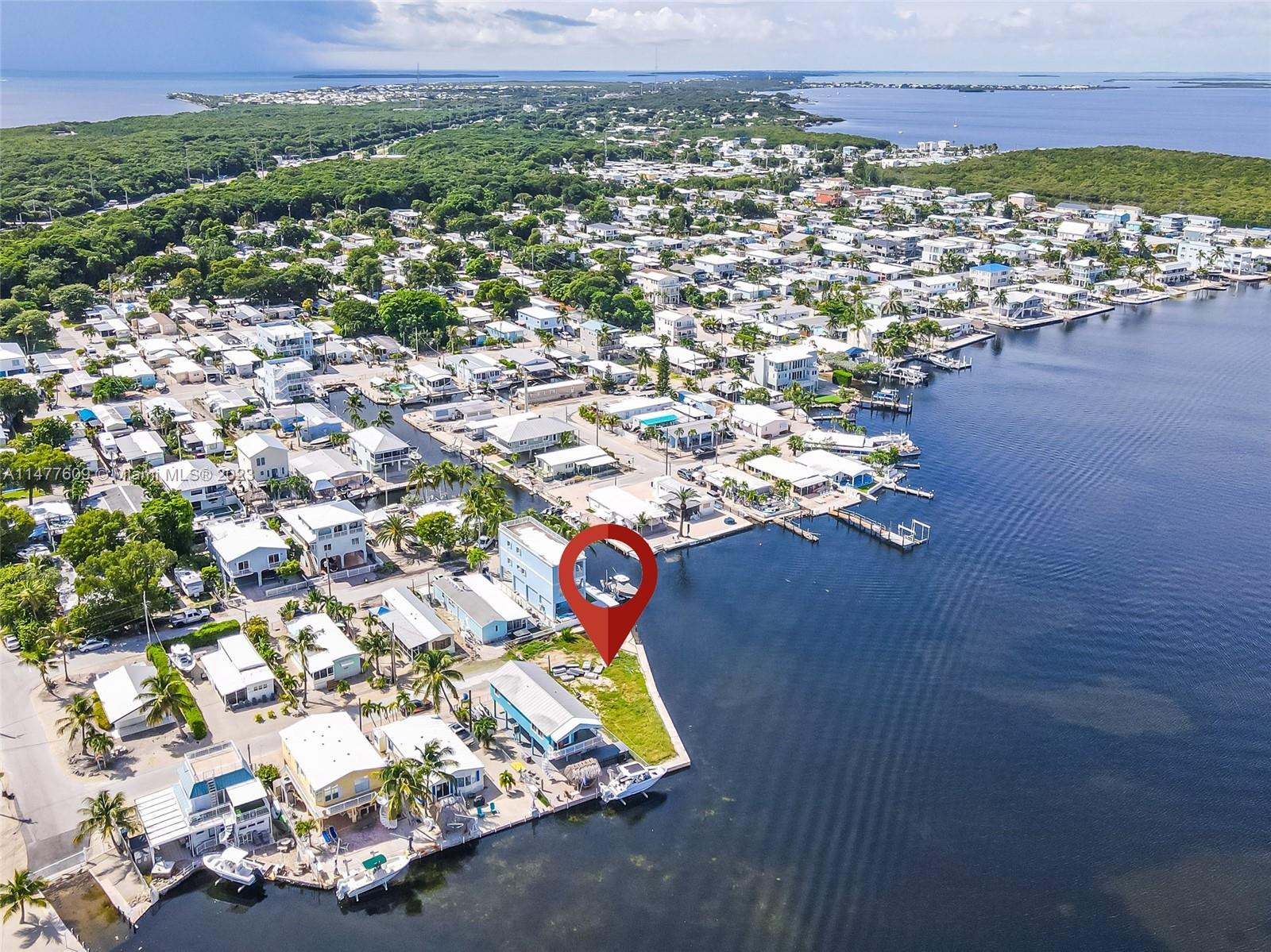 KEY LARGO TRAILER VILLAGE - Land