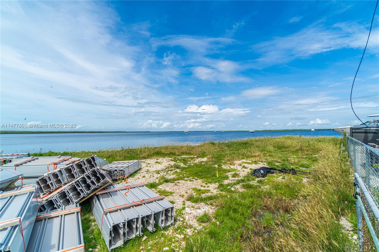 KEY LARGO TRAILER VILLAGE - Land
