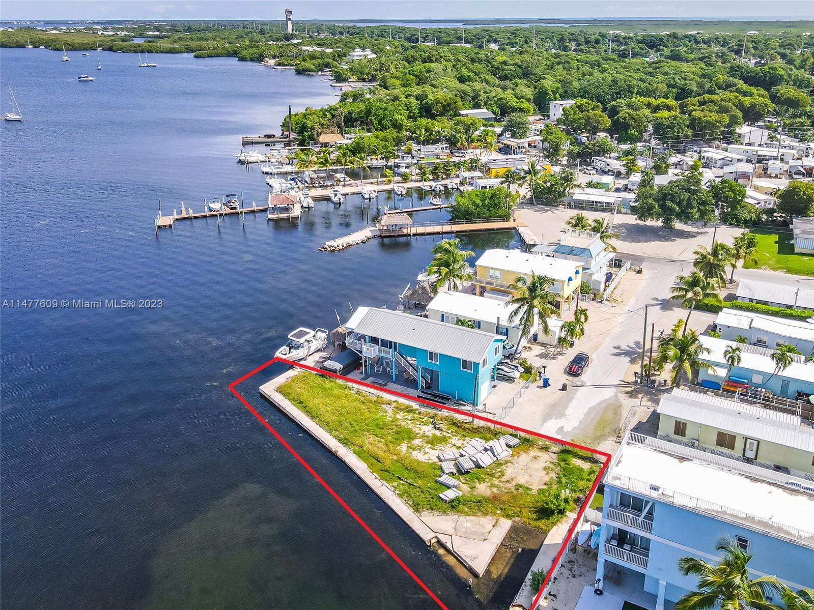 KEY LARGO TRAILER VILLAGE - Land