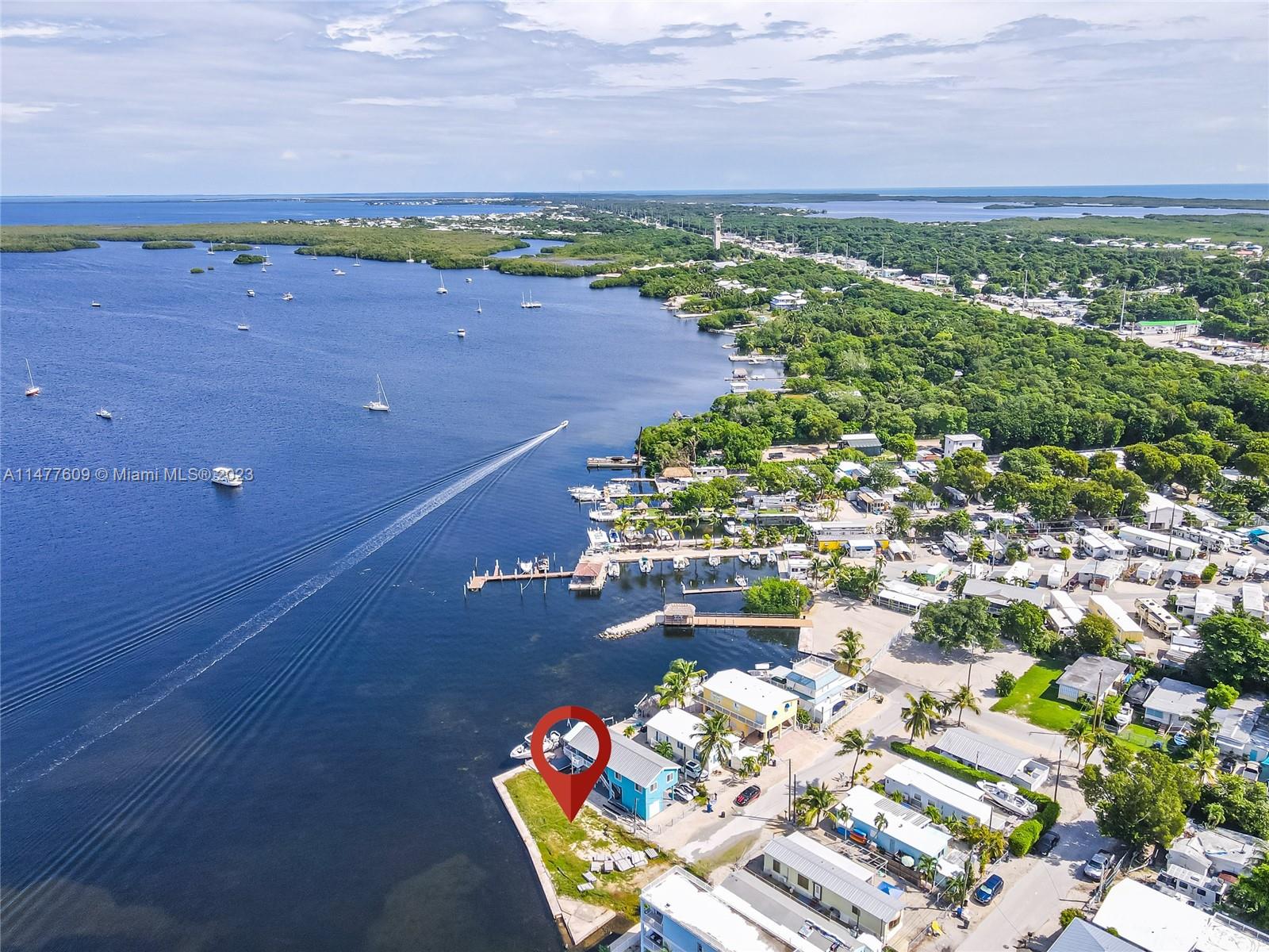 KEY LARGO TRAILER VILLAGE - Land