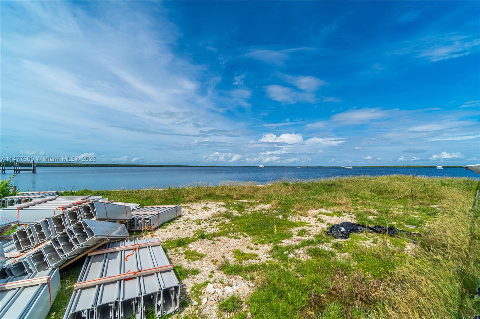 KEY LARGO TRAILER VILLAGE - Land