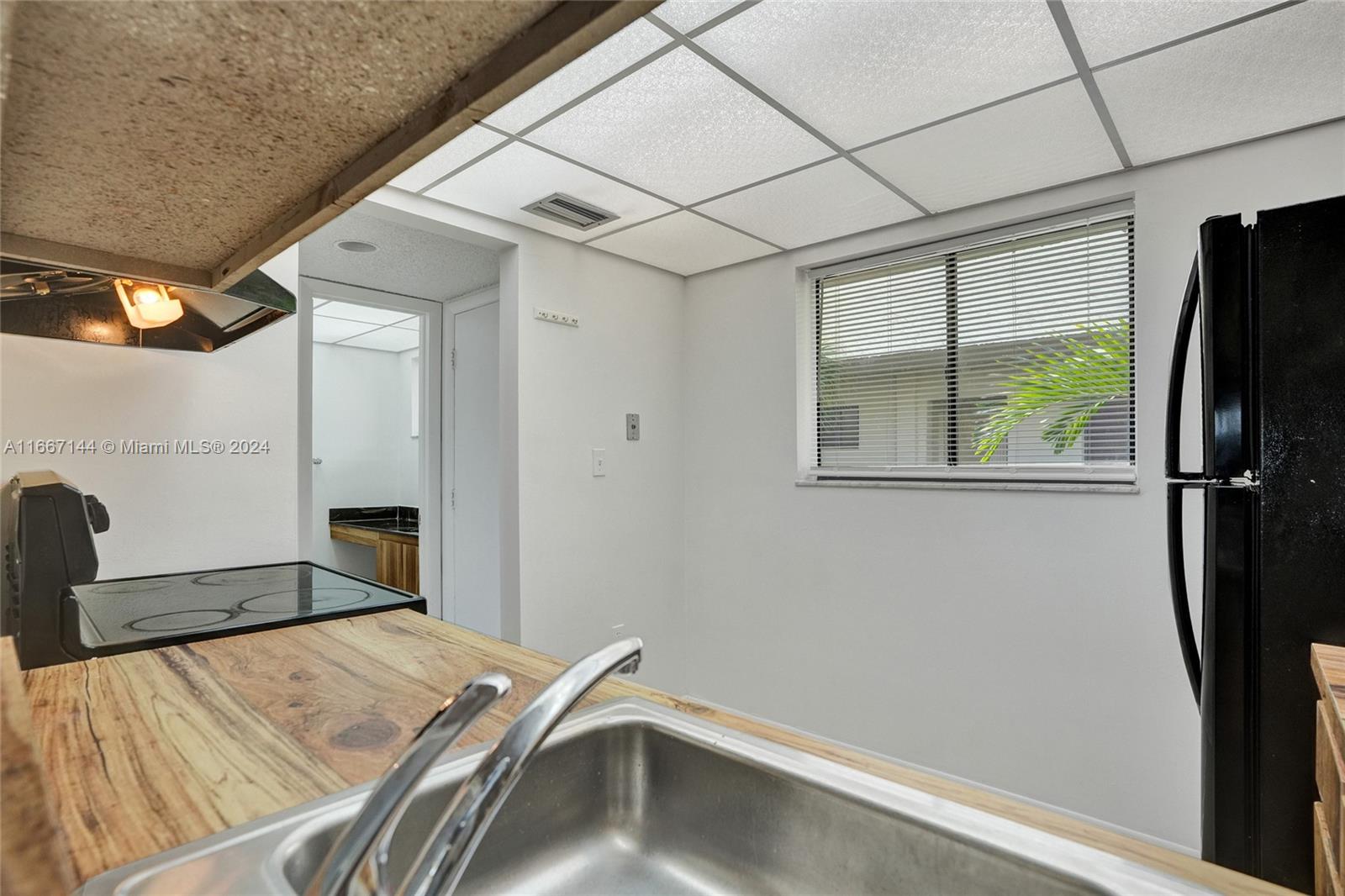 Miami, Florida 33173, United States, 1 Bedroom Bedrooms, ,2 BathroomsBathrooms,Residential,Pending,40962