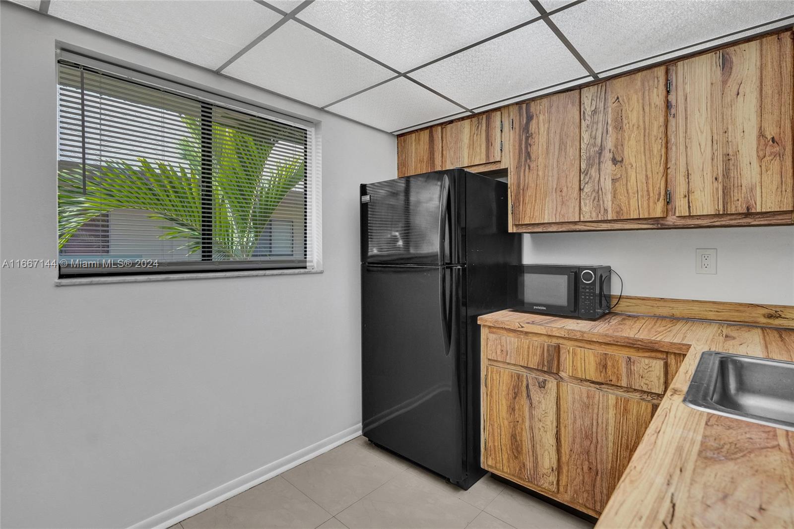 Miami, Florida 33173, United States, 1 Bedroom Bedrooms, ,2 BathroomsBathrooms,Residential,Pending,40962