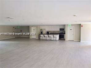 Miami, Florida 33173, United States, 1 Bedroom Bedrooms, ,2 BathroomsBathrooms,Residential,Pending,40962