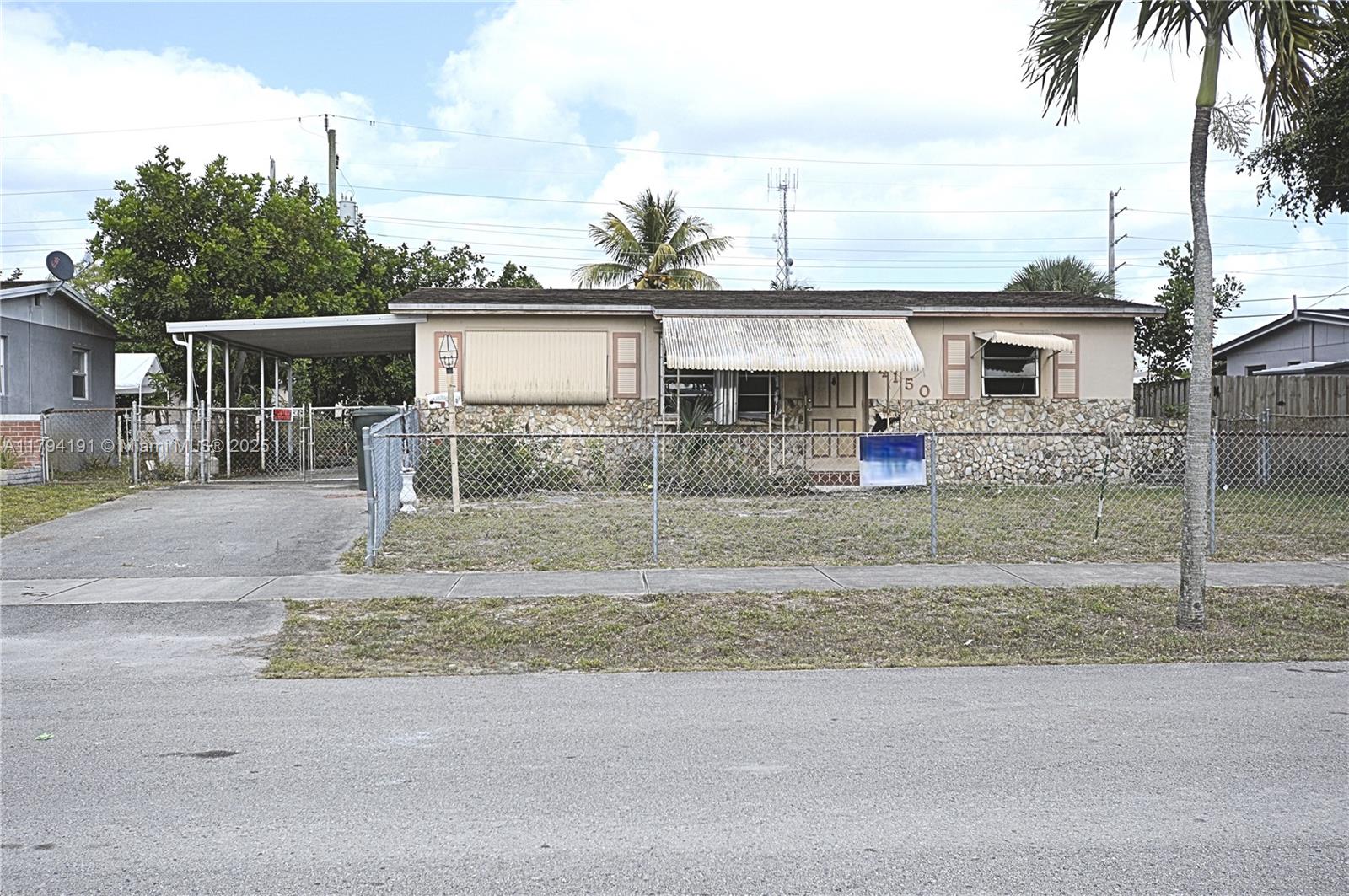4150 Nw 11th Ave, Oakland Park, Miami-Dade County, Florida - 3 Bedrooms  
2 Bathrooms - 
