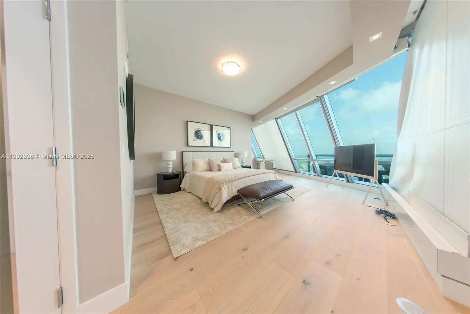 Sunny Isles Beach, Florida 33160, United States, 6 Bedrooms Bedrooms, ,8 BathroomsBathrooms,Residential,Active,234505