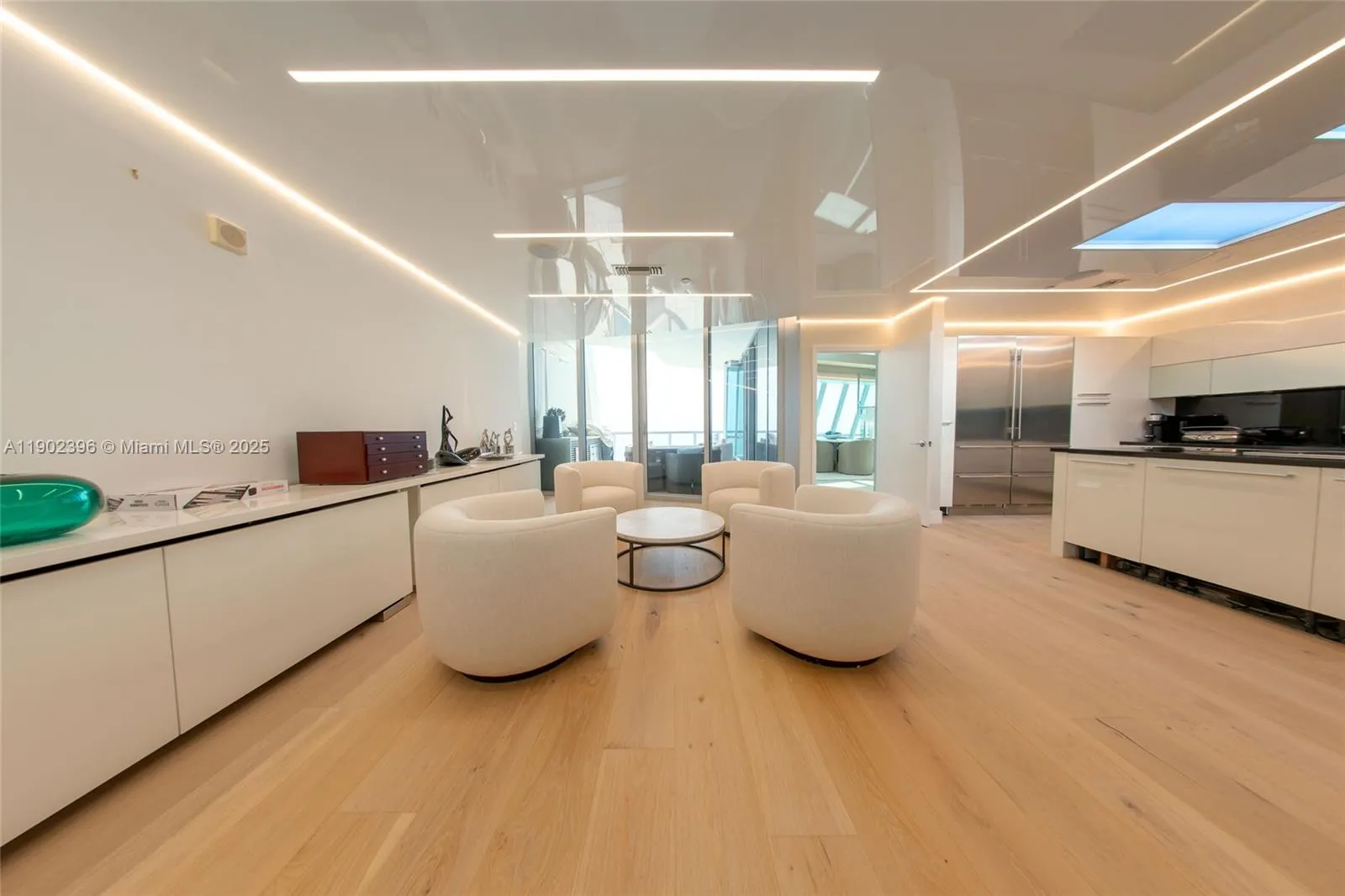 Sunny Isles Beach, Florida 33160, United States, 6 Bedrooms Bedrooms, ,8 BathroomsBathrooms,Residential,Active,234505