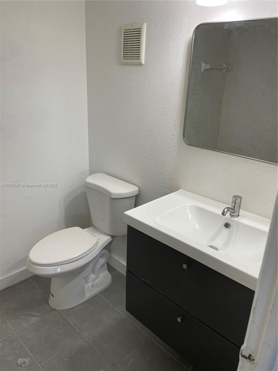 SNAPPER VILLAGE CONDO PHA - Residential Lease