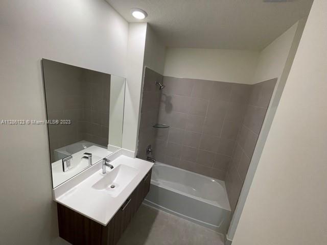 landmark at doral - Residential