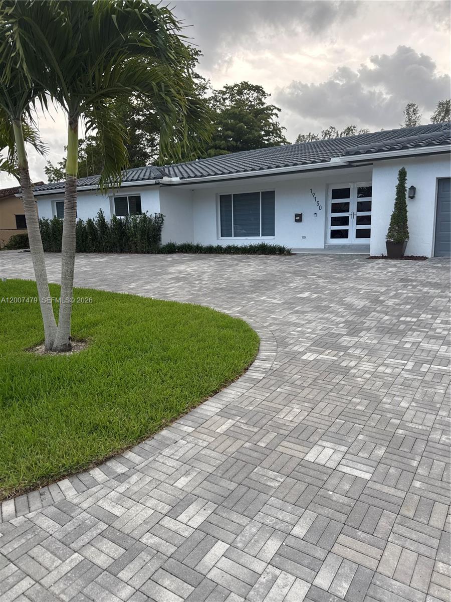 COUNTRY CLUB OF MIAMI EST - Residential