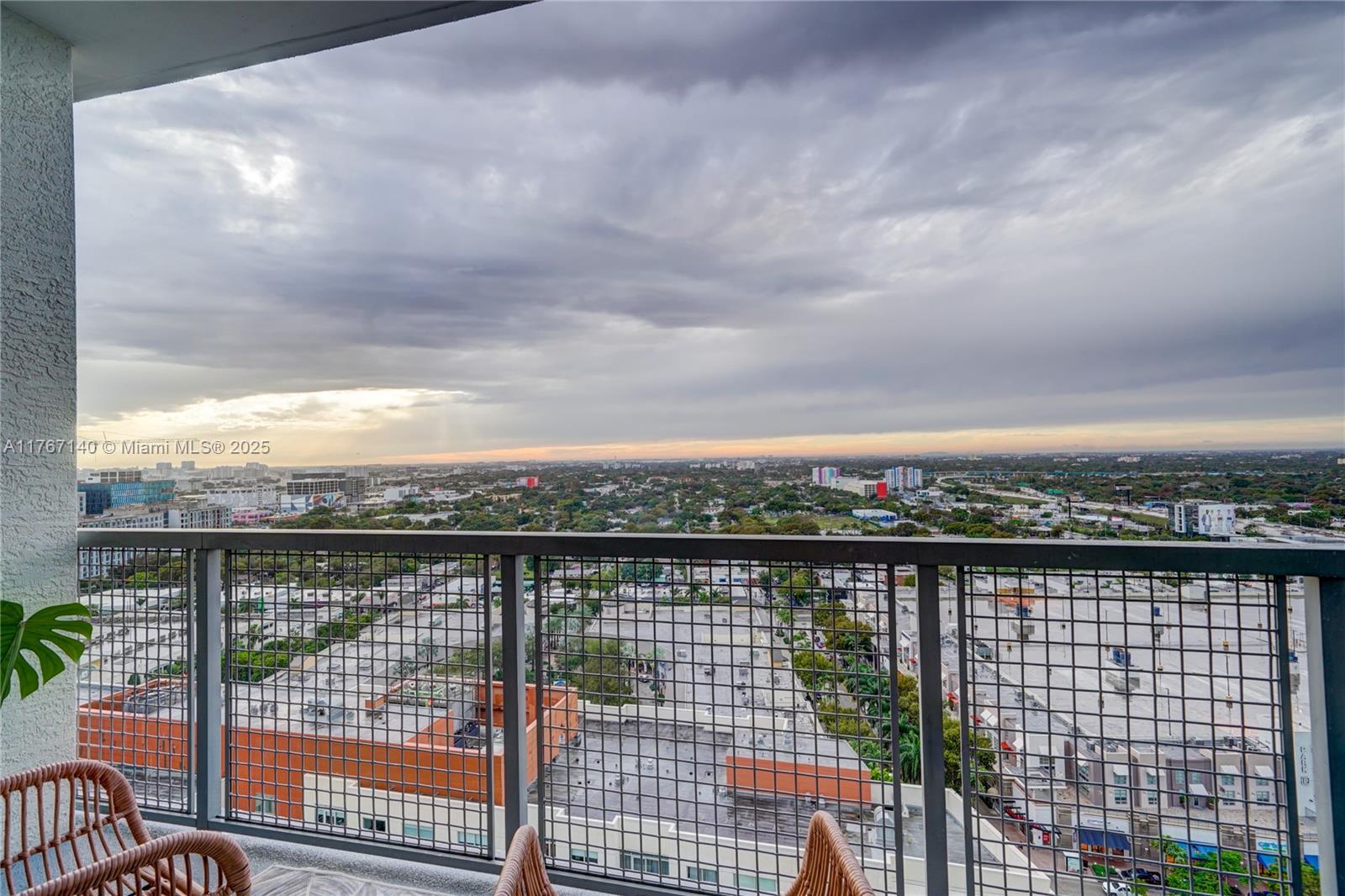 Rental Property at 3301 Ne 1st Ave H2105, Miami, Broward County, Florida - Bedrooms: 1 
Bathrooms: 2  - $3,100 MO.