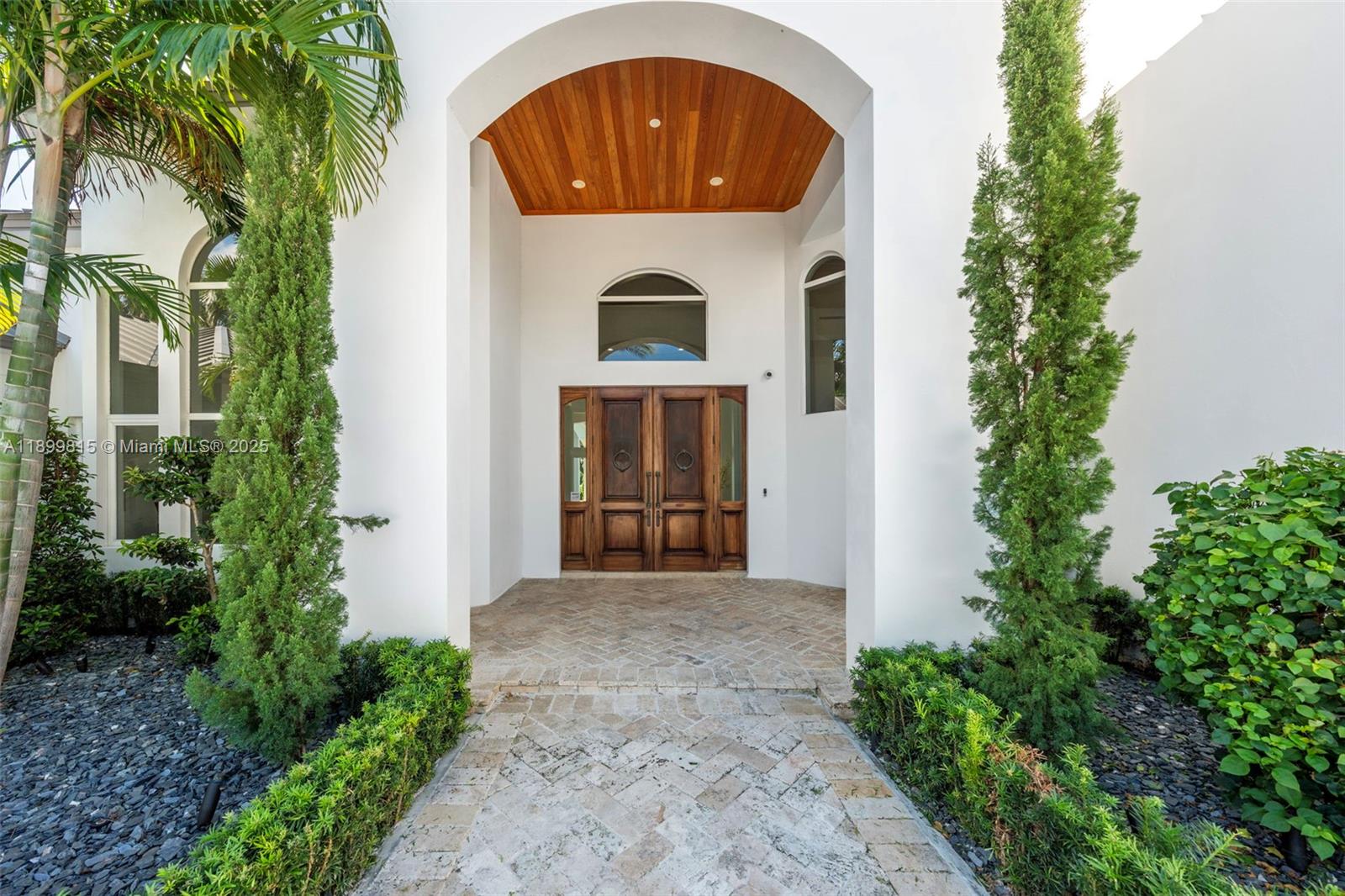 CORAL RIDGE COUNTRY CLUB - Residential