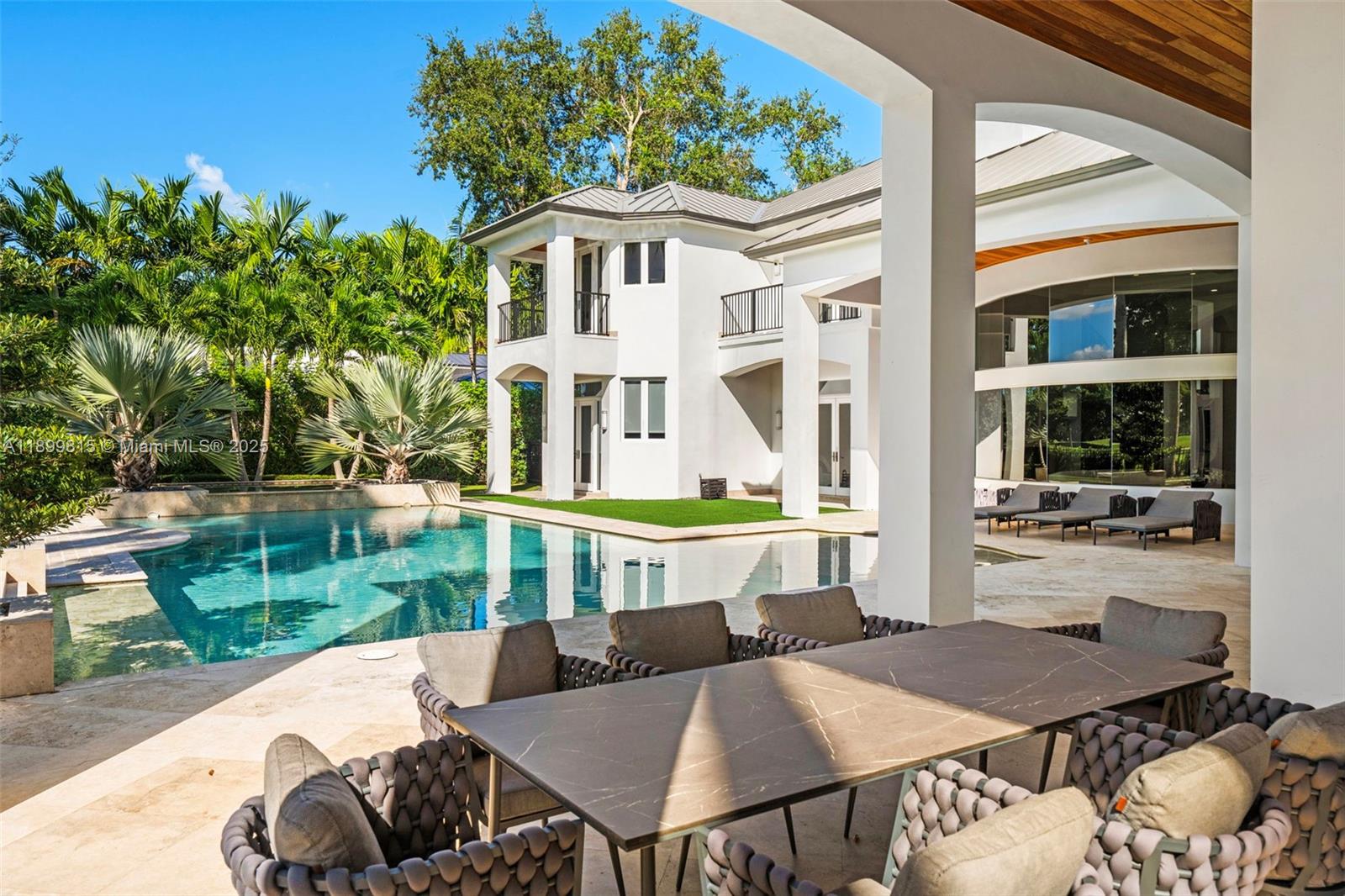 CORAL RIDGE COUNTRY CLUB - Residential