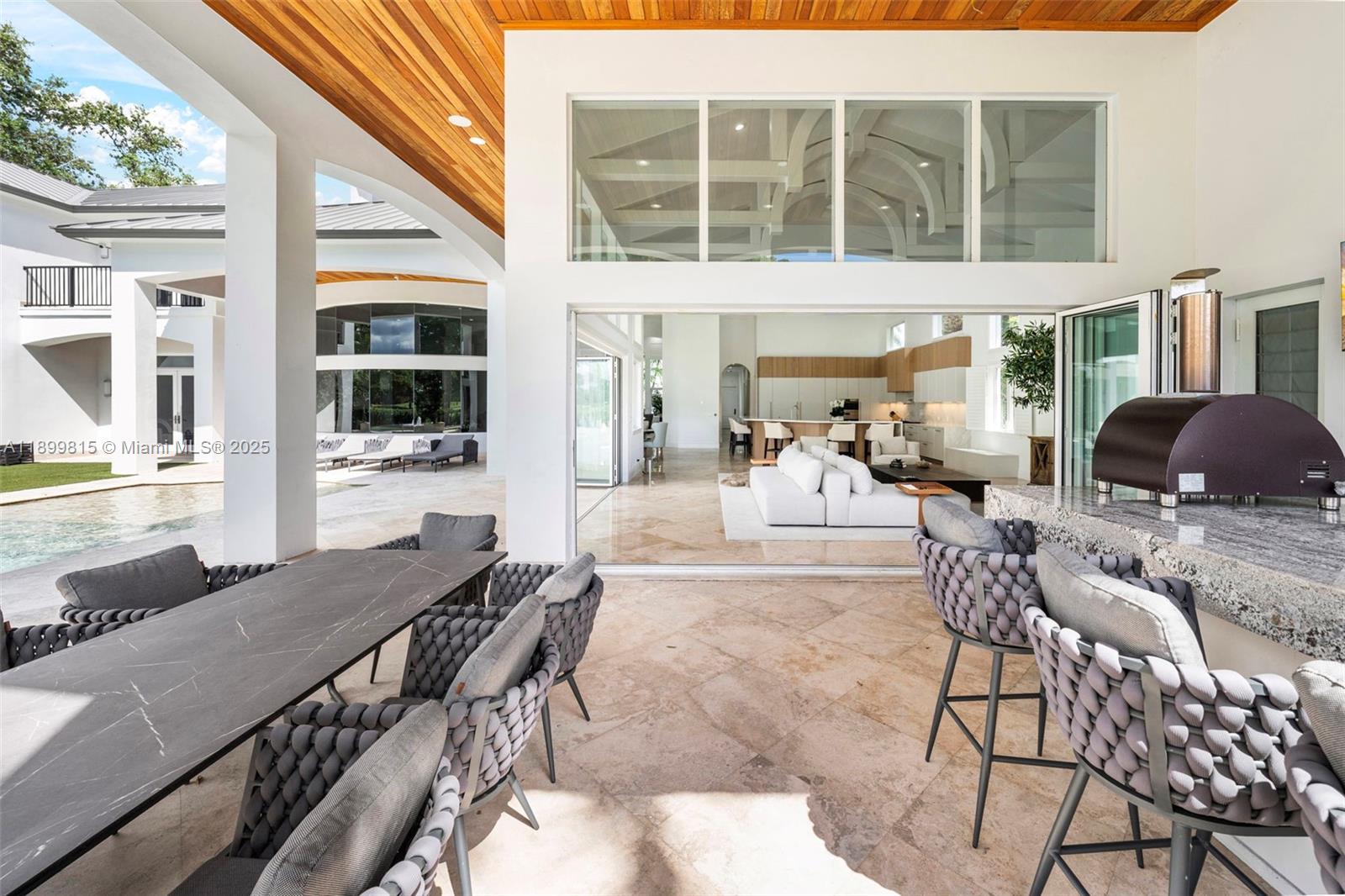 CORAL RIDGE COUNTRY CLUB - Residential