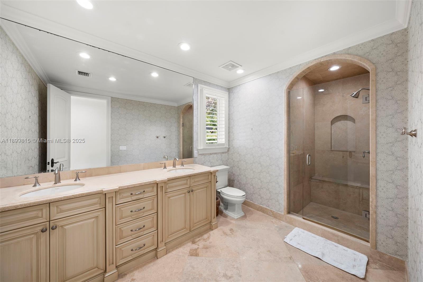 CORAL RIDGE COUNTRY CLUB - Residential