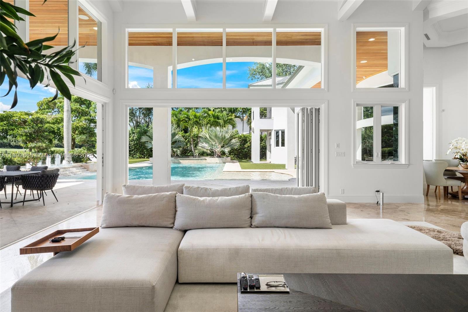 CORAL RIDGE COUNTRY CLUB - Residential