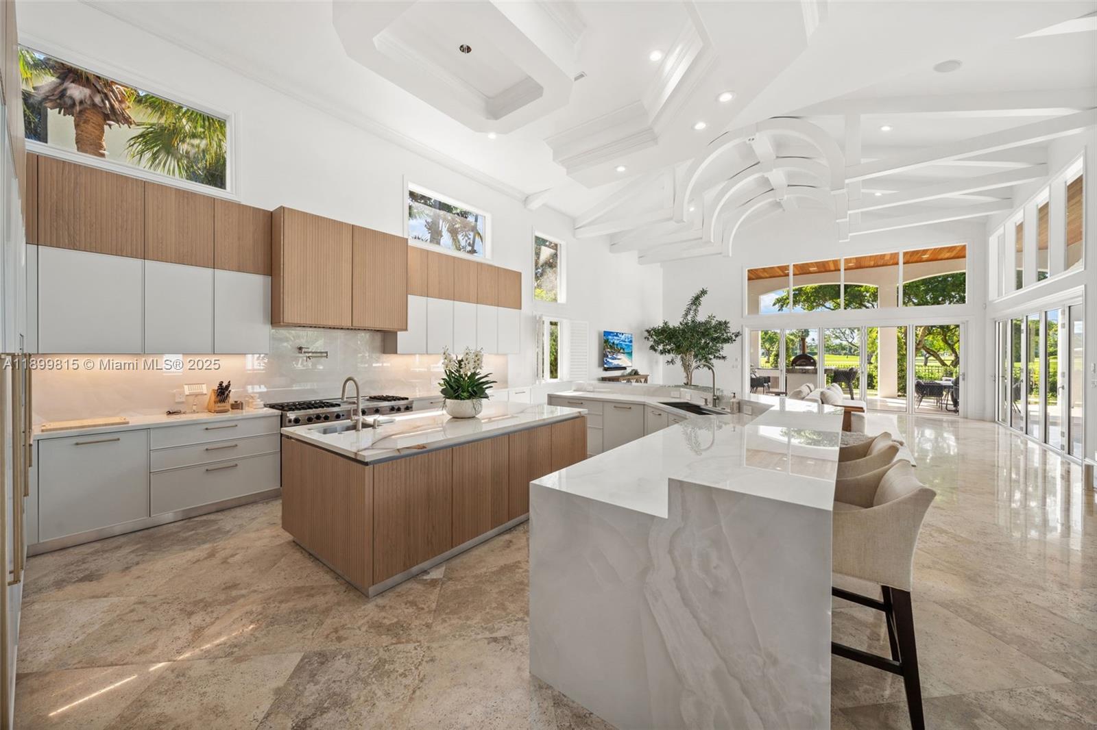 CORAL RIDGE COUNTRY CLUB - Residential