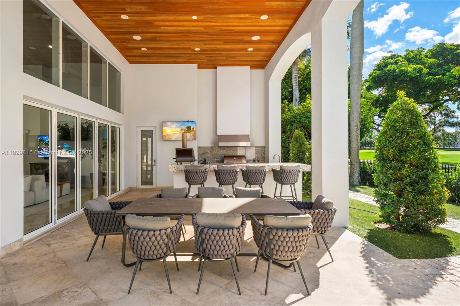 CORAL RIDGE COUNTRY CLUB - Residential