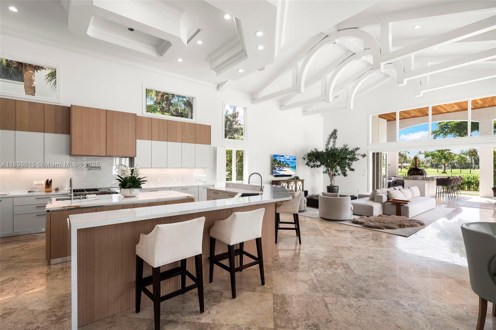 CORAL RIDGE COUNTRY CLUB - Residential