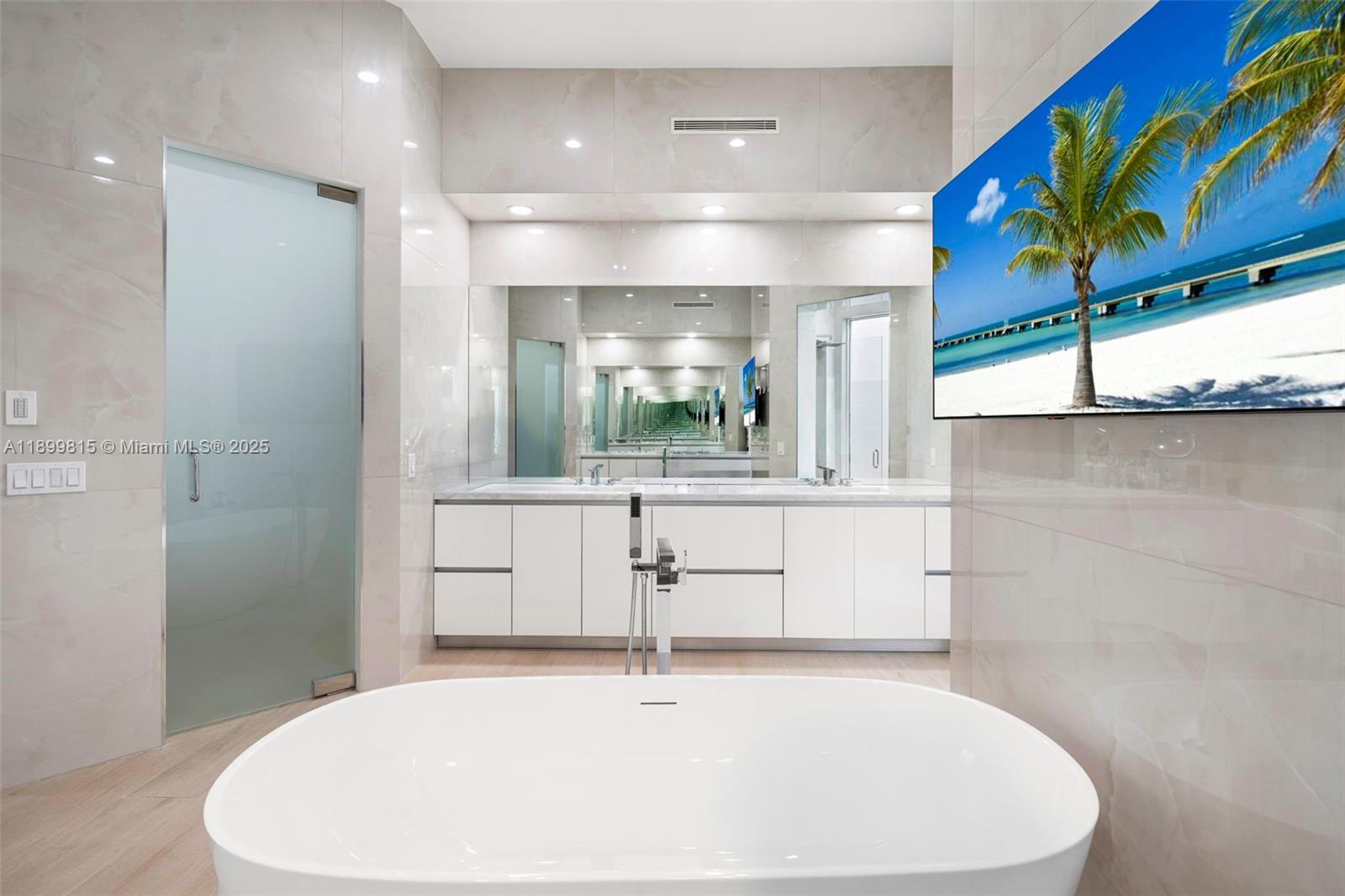 CORAL RIDGE COUNTRY CLUB - Residential