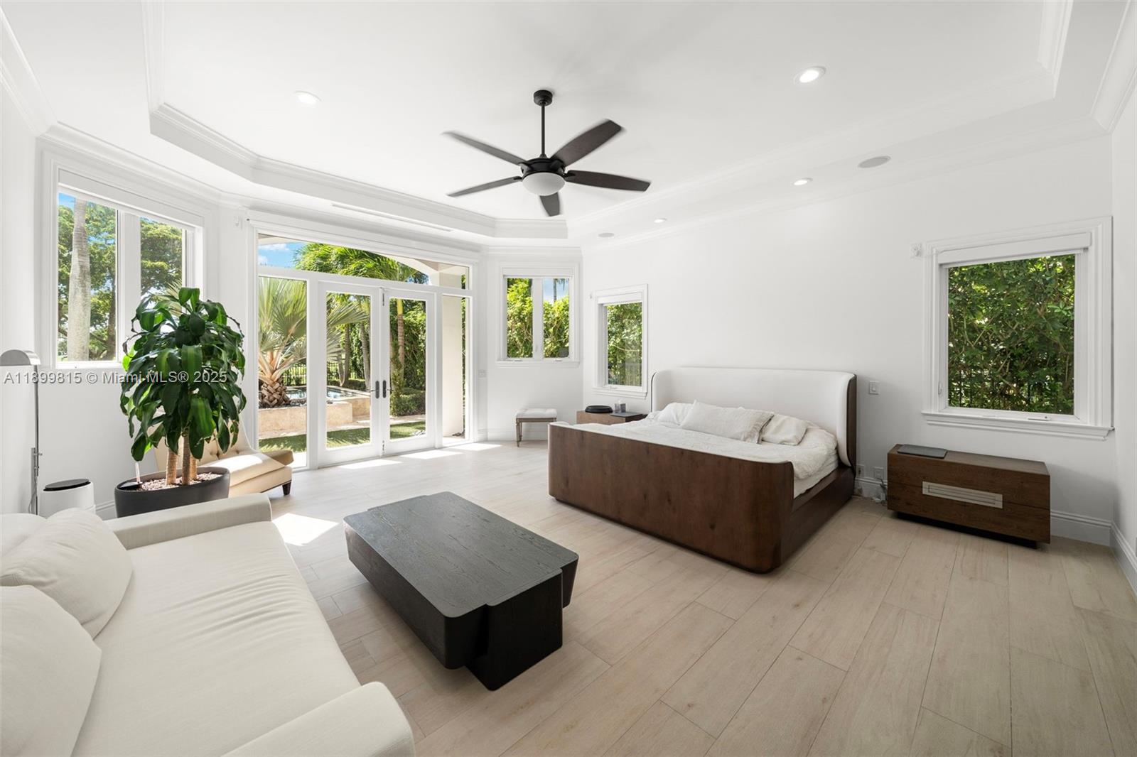 CORAL RIDGE COUNTRY CLUB - Residential