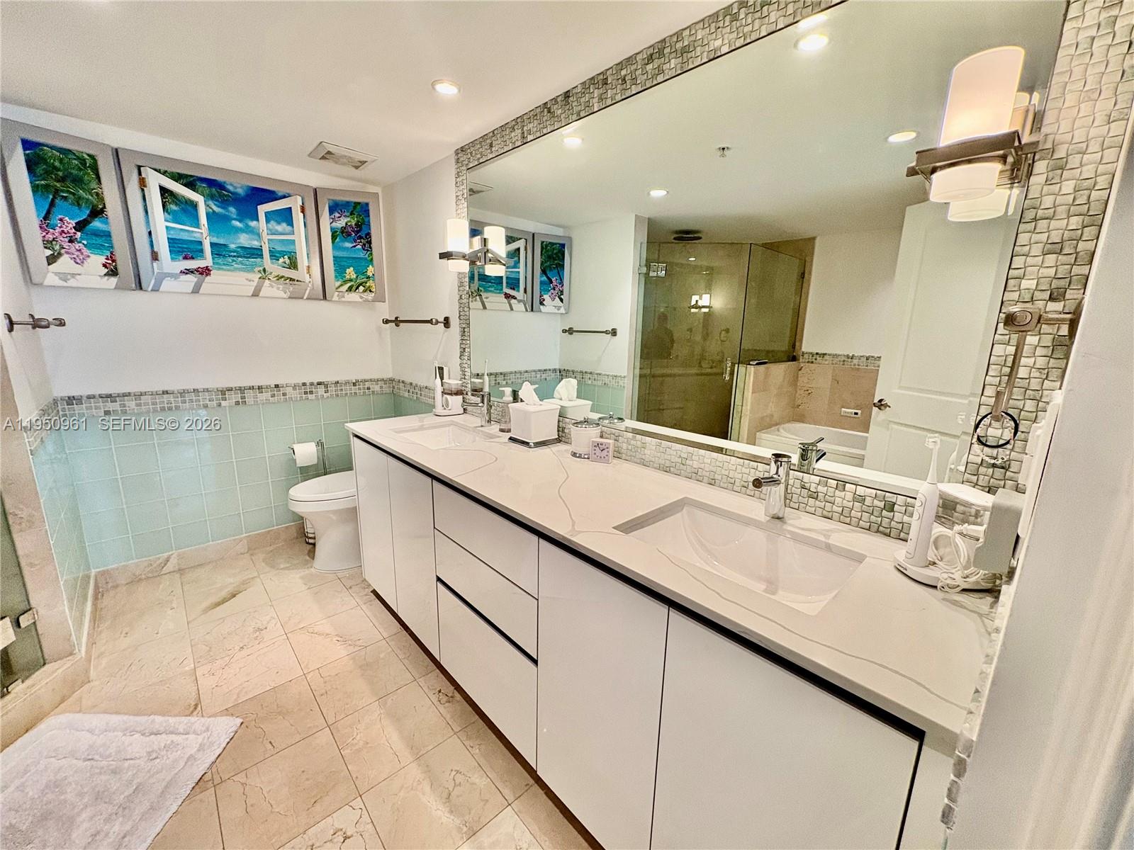 1800 CLUB CONDO - Residential