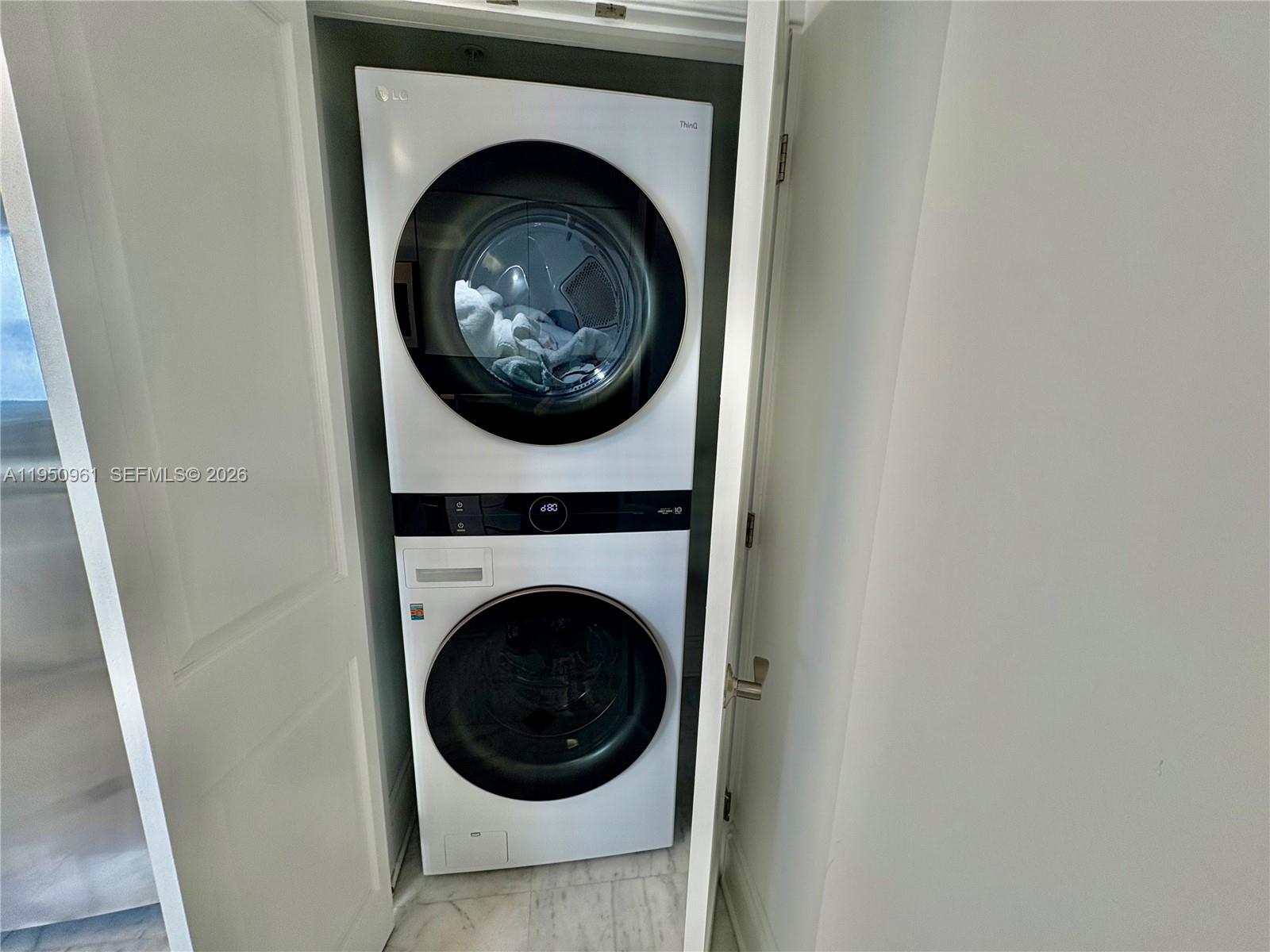 1800 CLUB CONDO - Residential