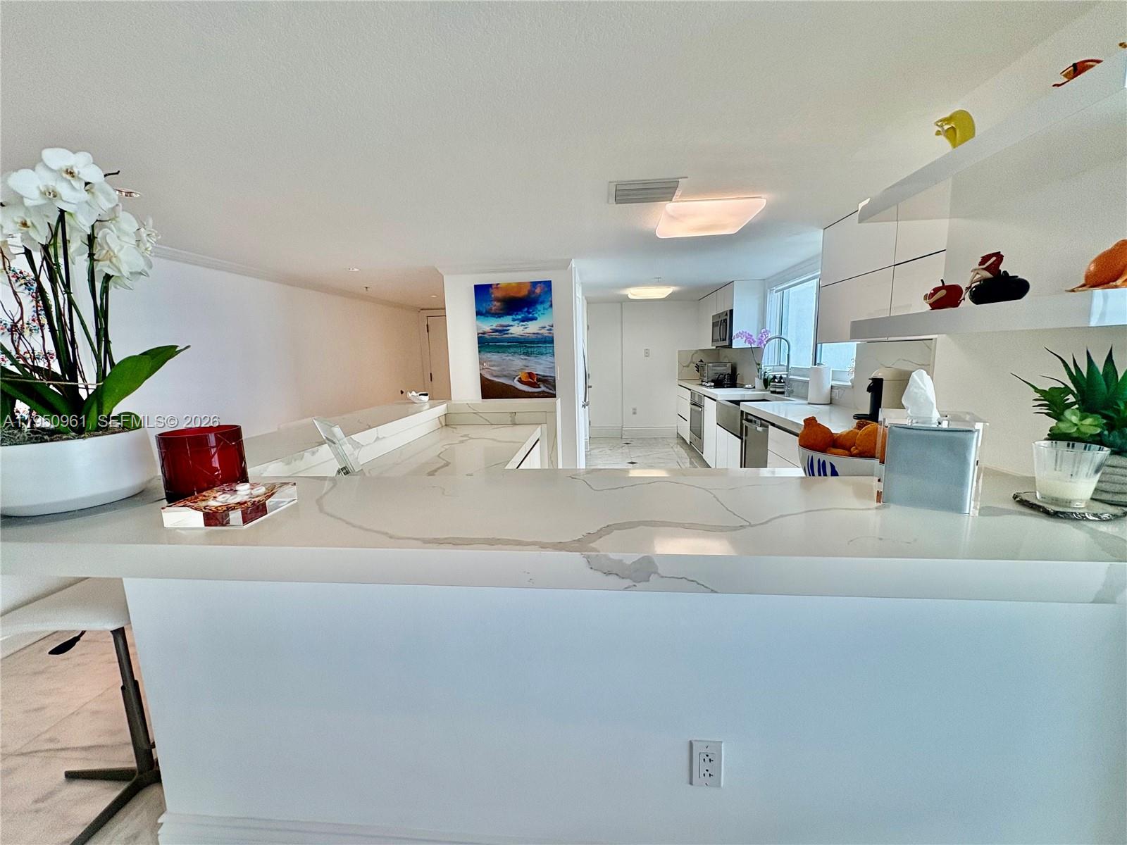 1800 CLUB CONDO - Residential