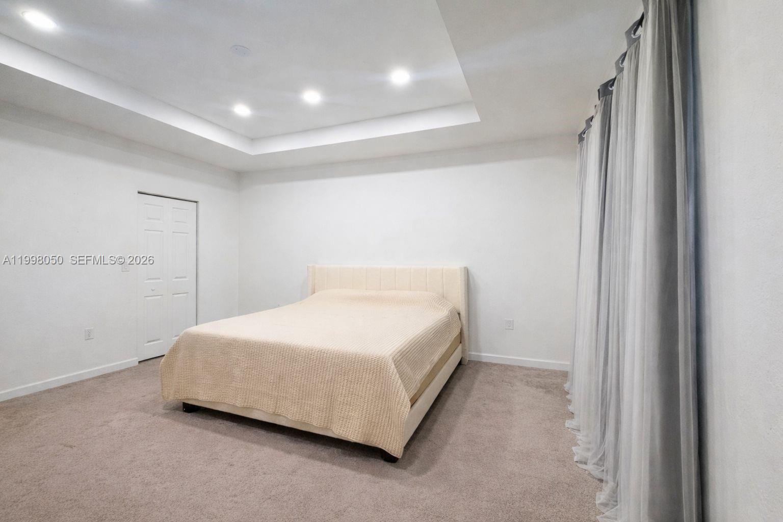 D & B SUBDIVISION - Residential Lease