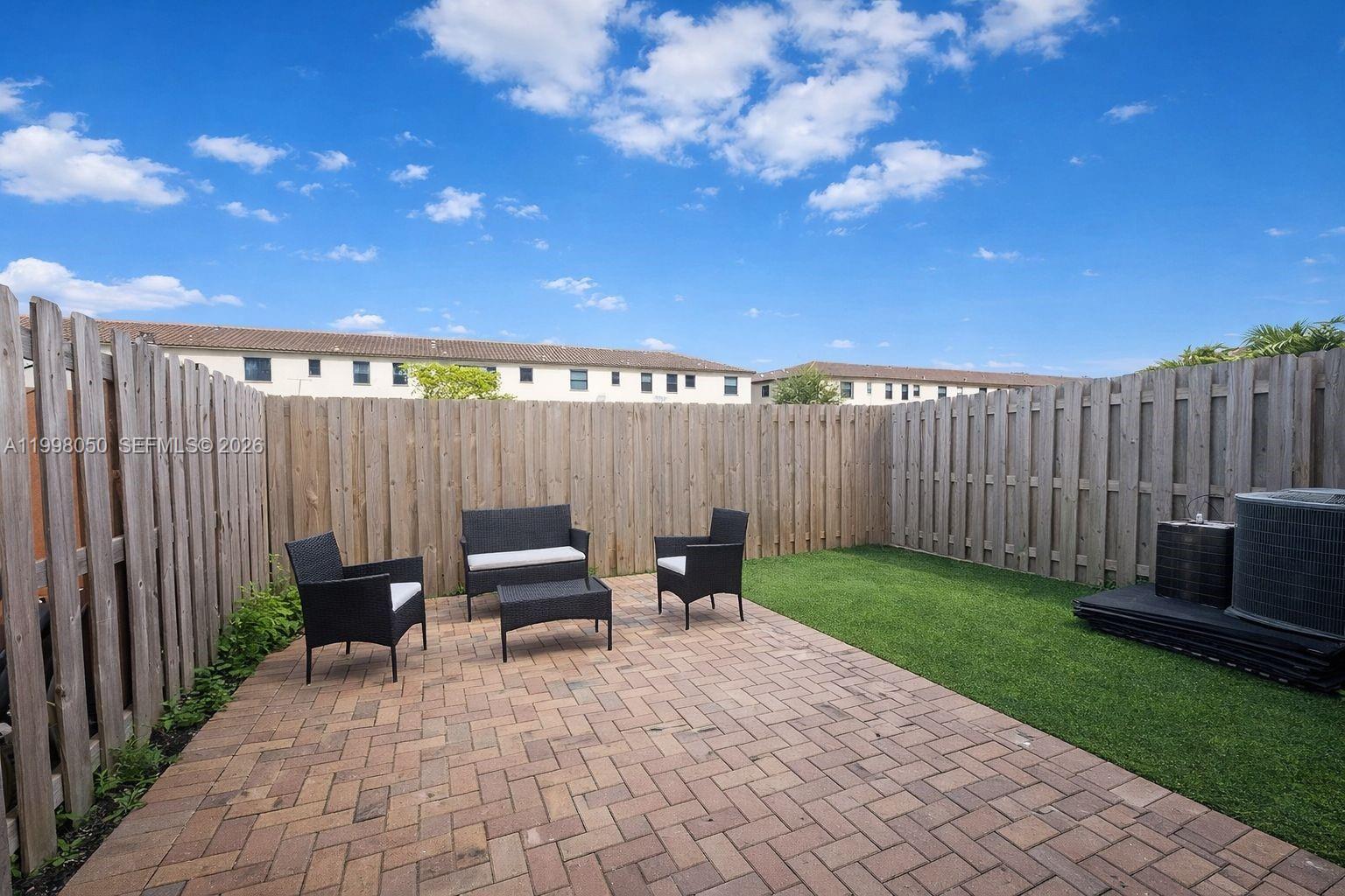 D & B SUBDIVISION - Residential Lease