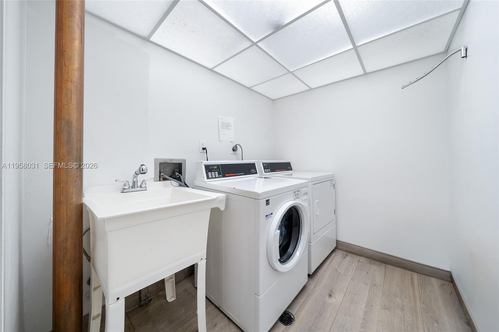 CATANIA CONDO - Residential Lease