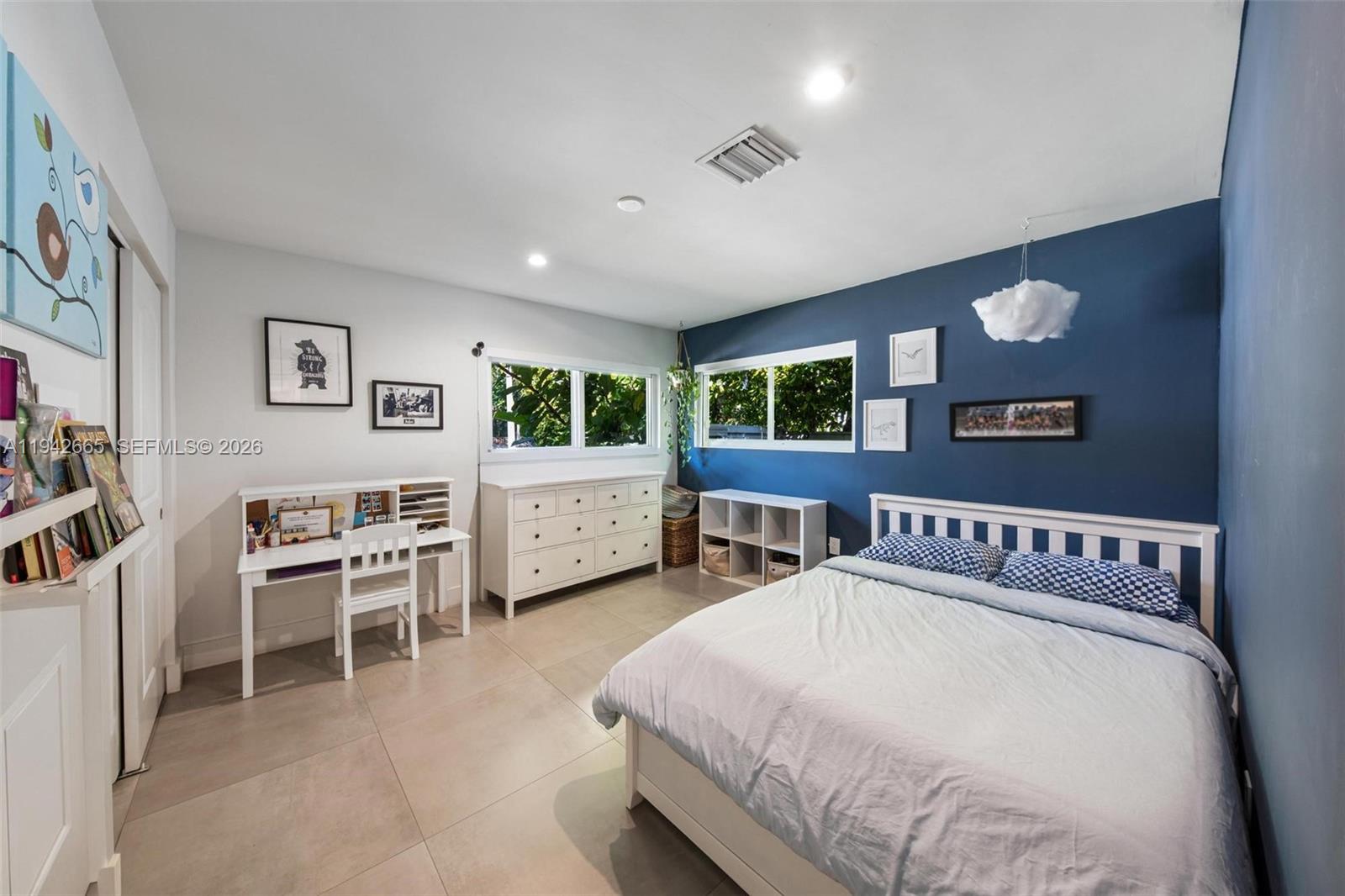 BAYSHORE UNIT NO 2 - Residential