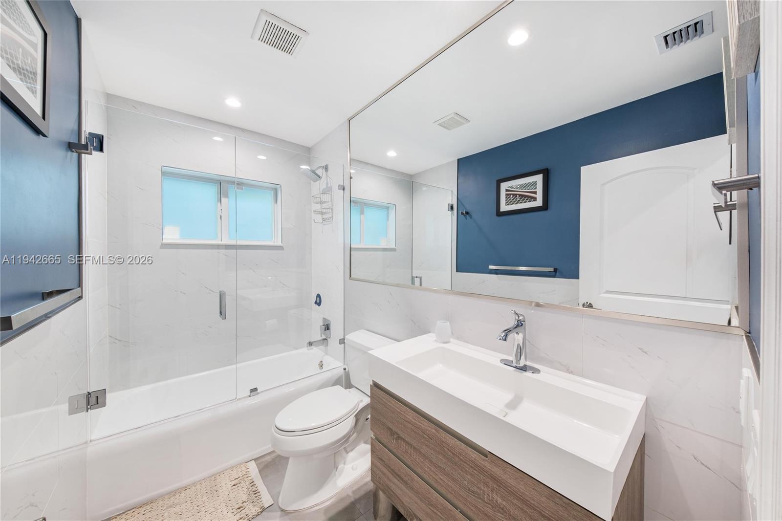 BAYSHORE UNIT NO 2 - Residential