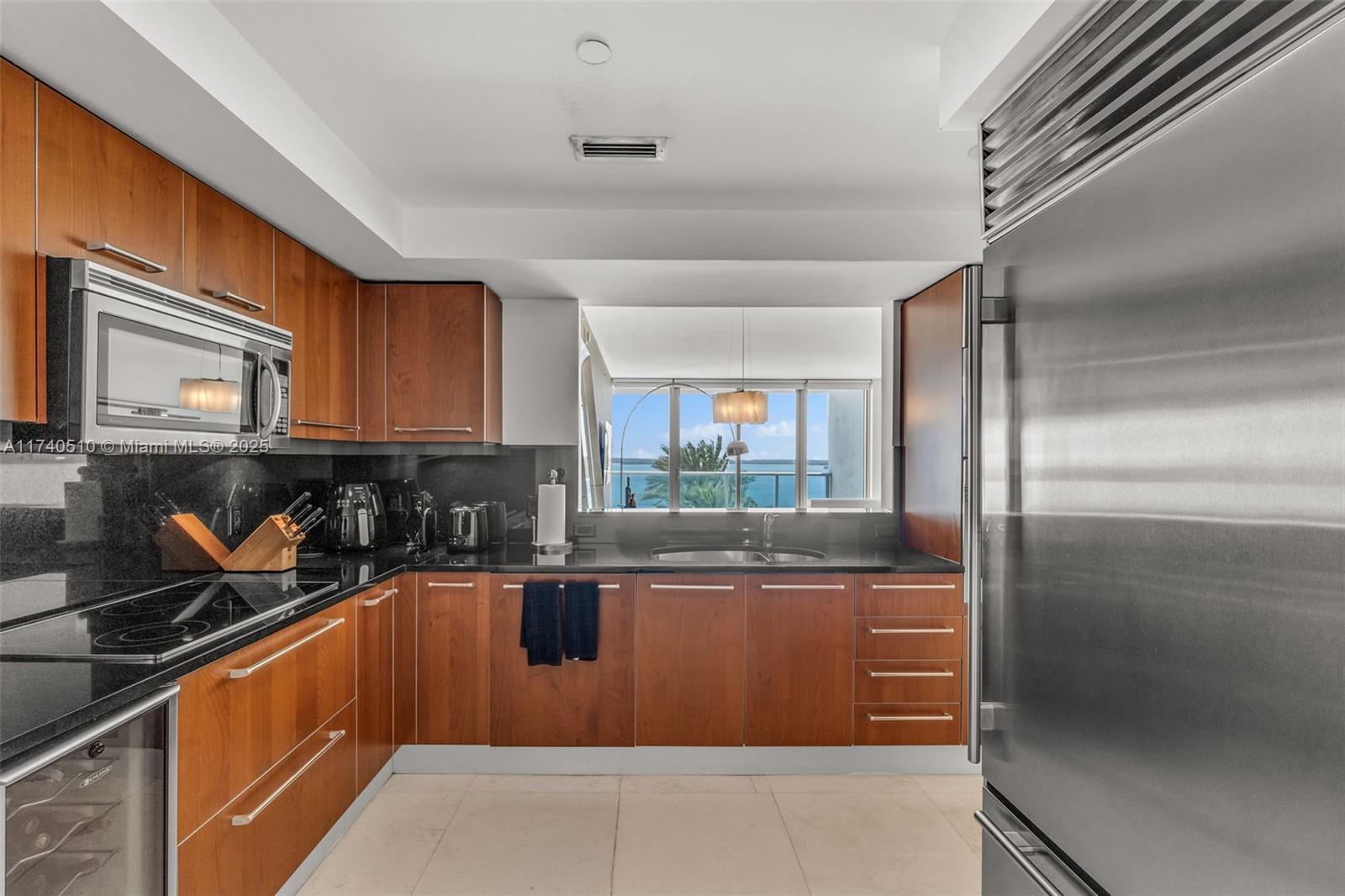 JADE RESIDENCES AT BRICKEL - Residential