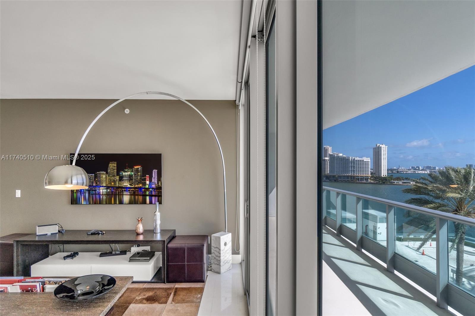 JADE RESIDENCES AT BRICKEL - Residential